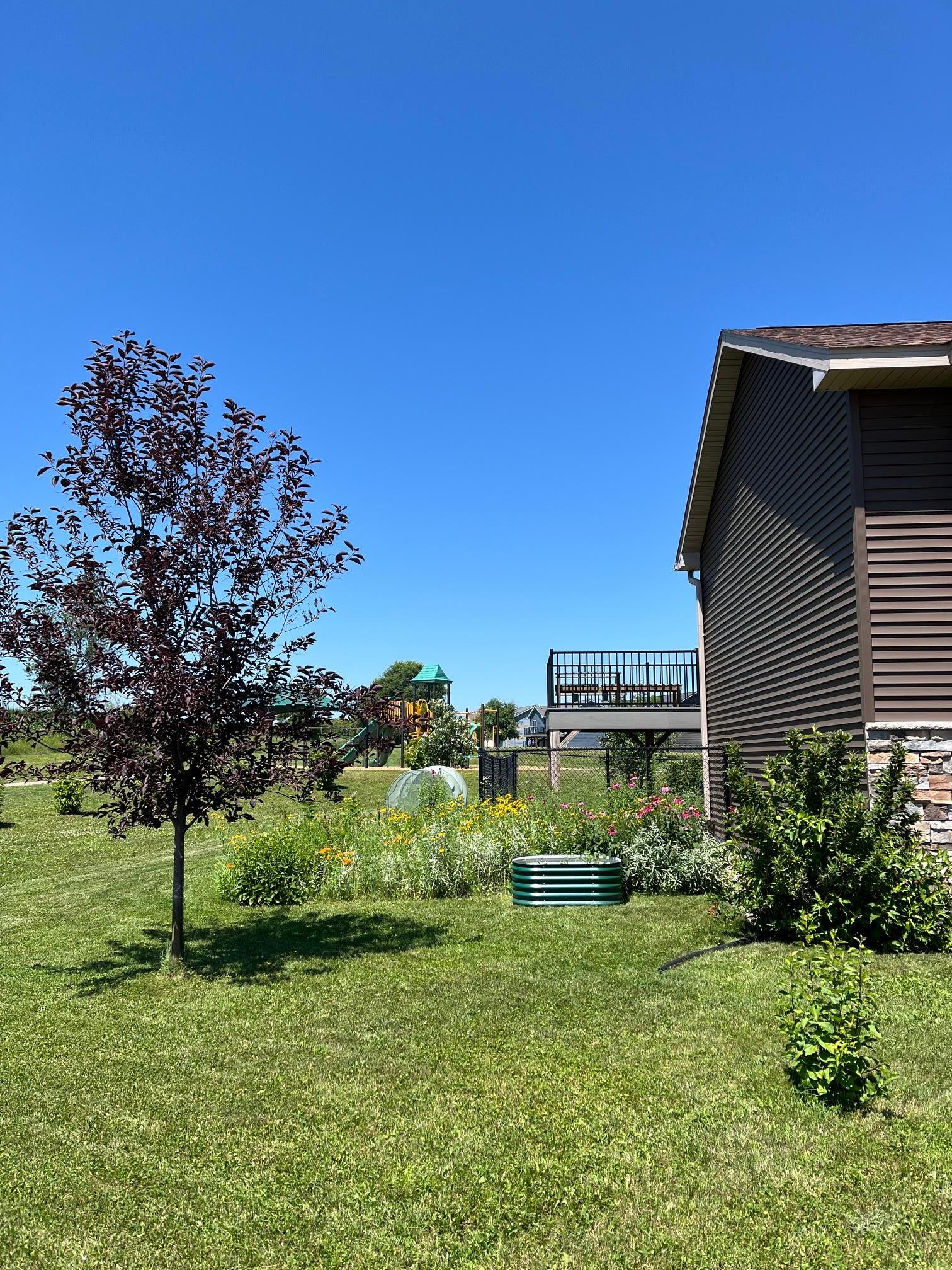 main property photo 33