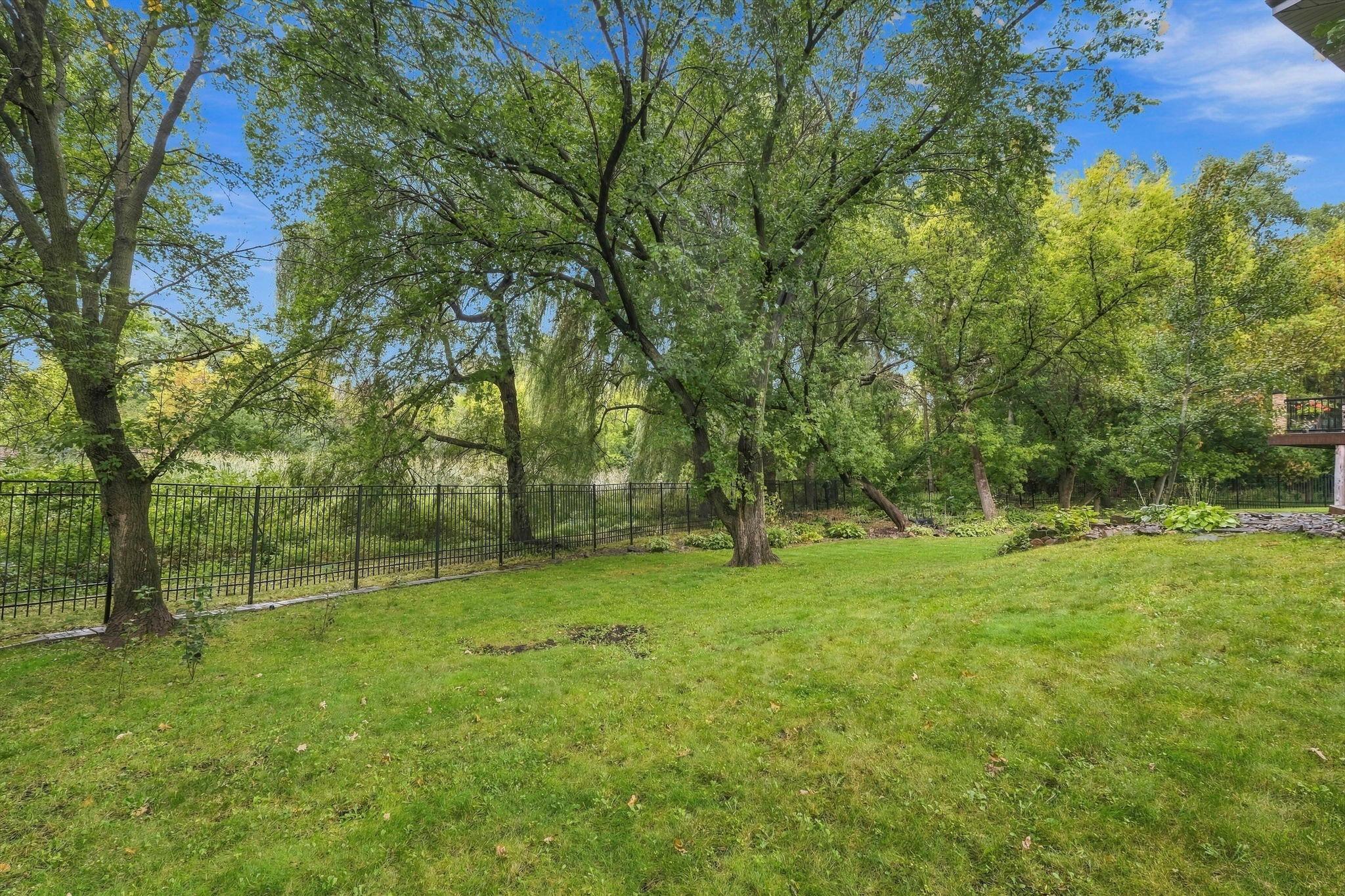 main property photo 36
