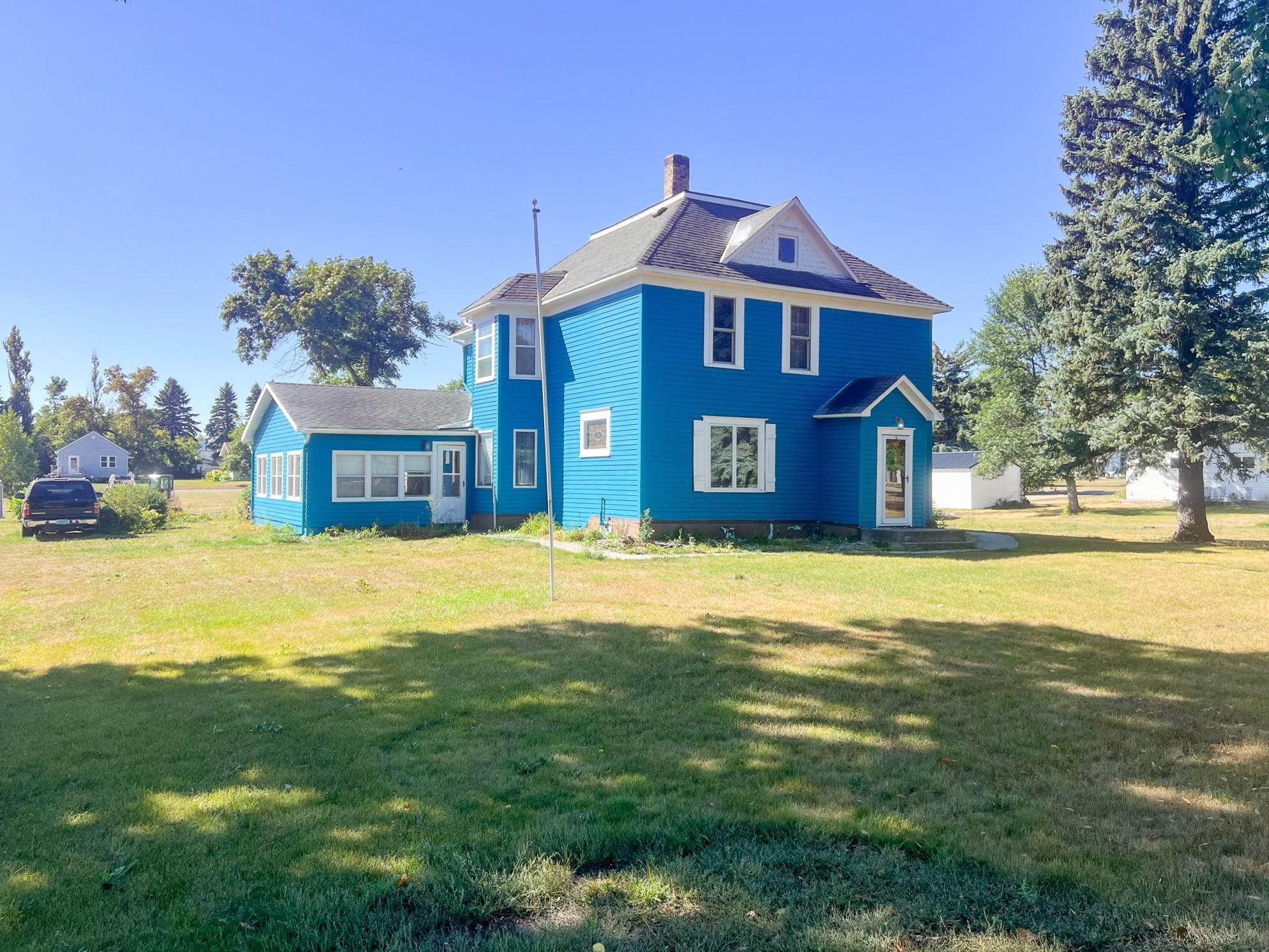 main property photo 43