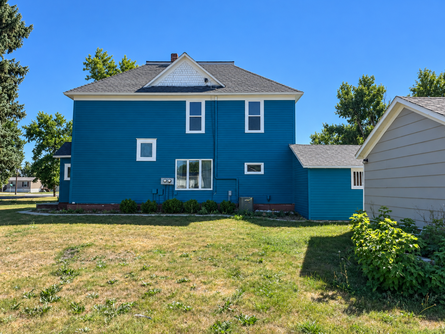 main property photo 44