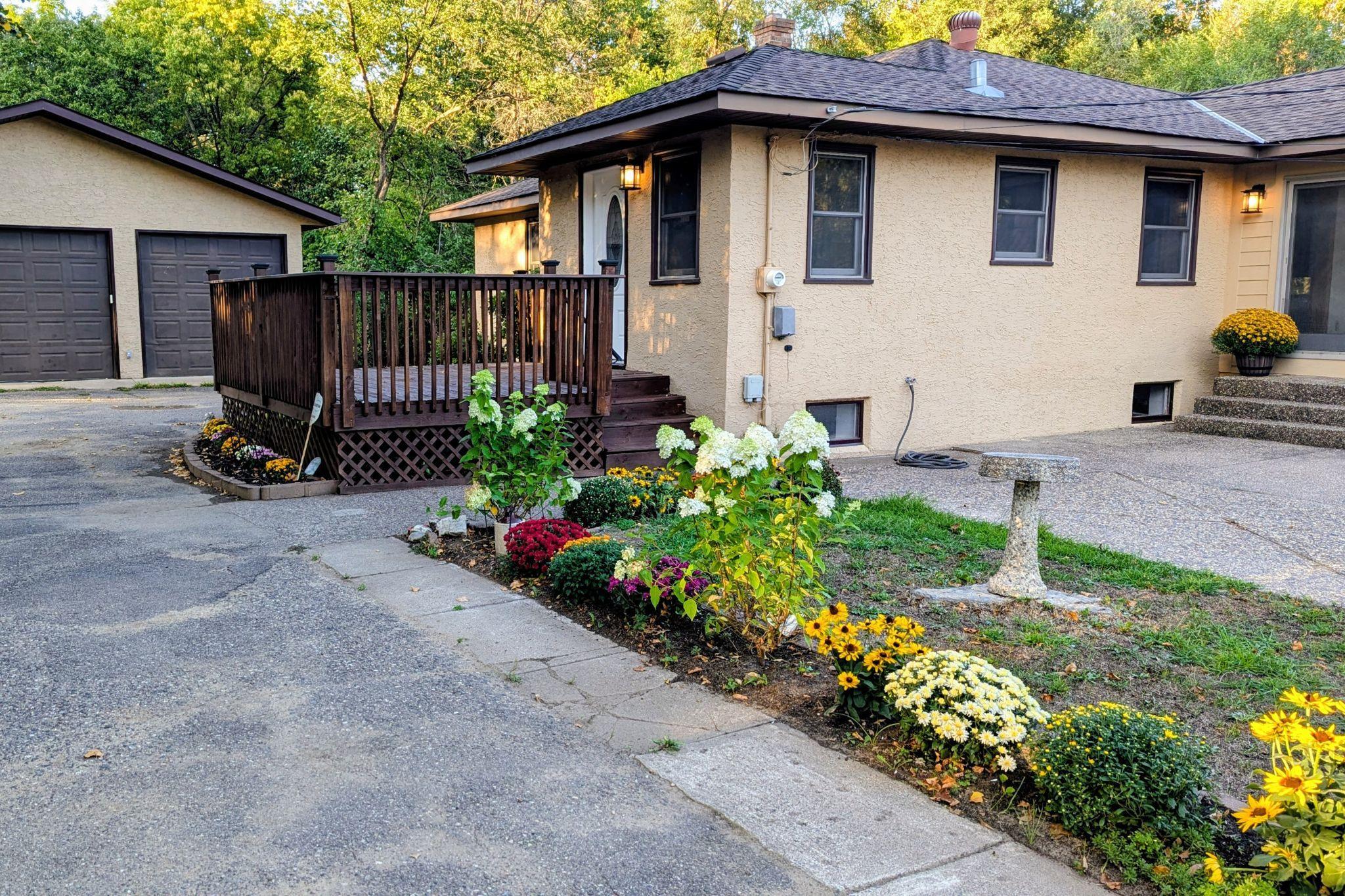 main property photo 0