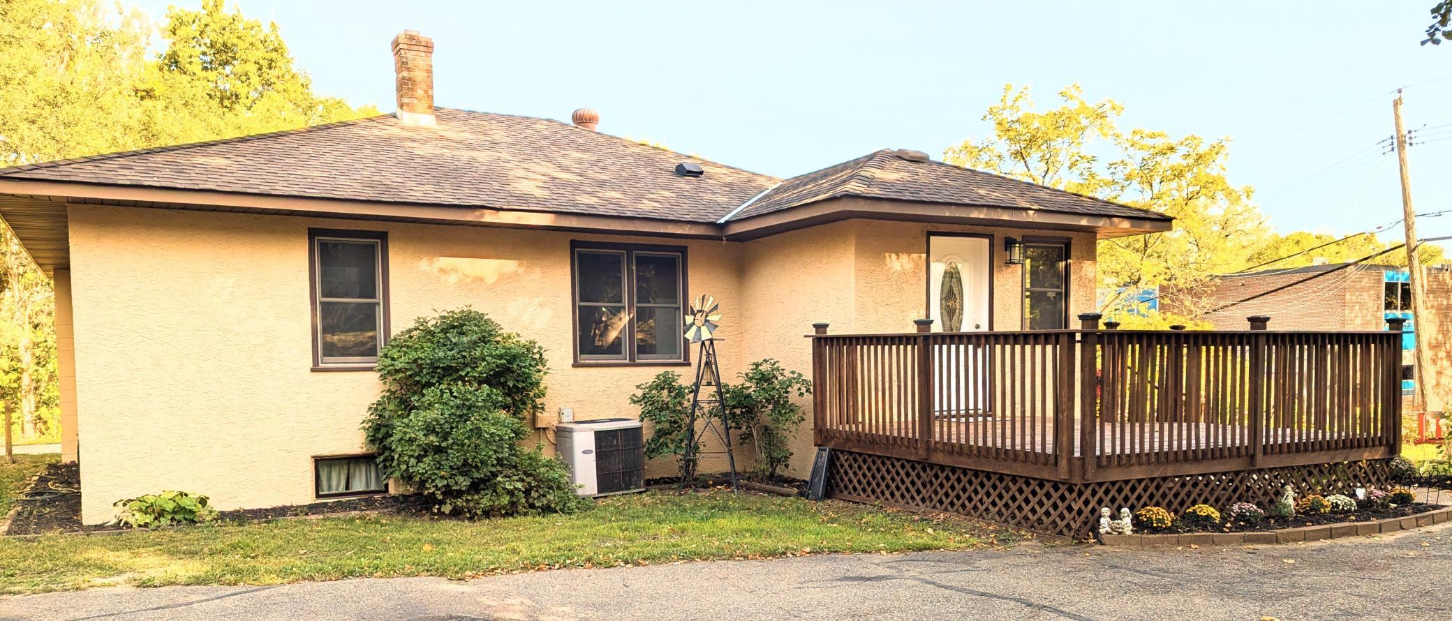 main property photo 28