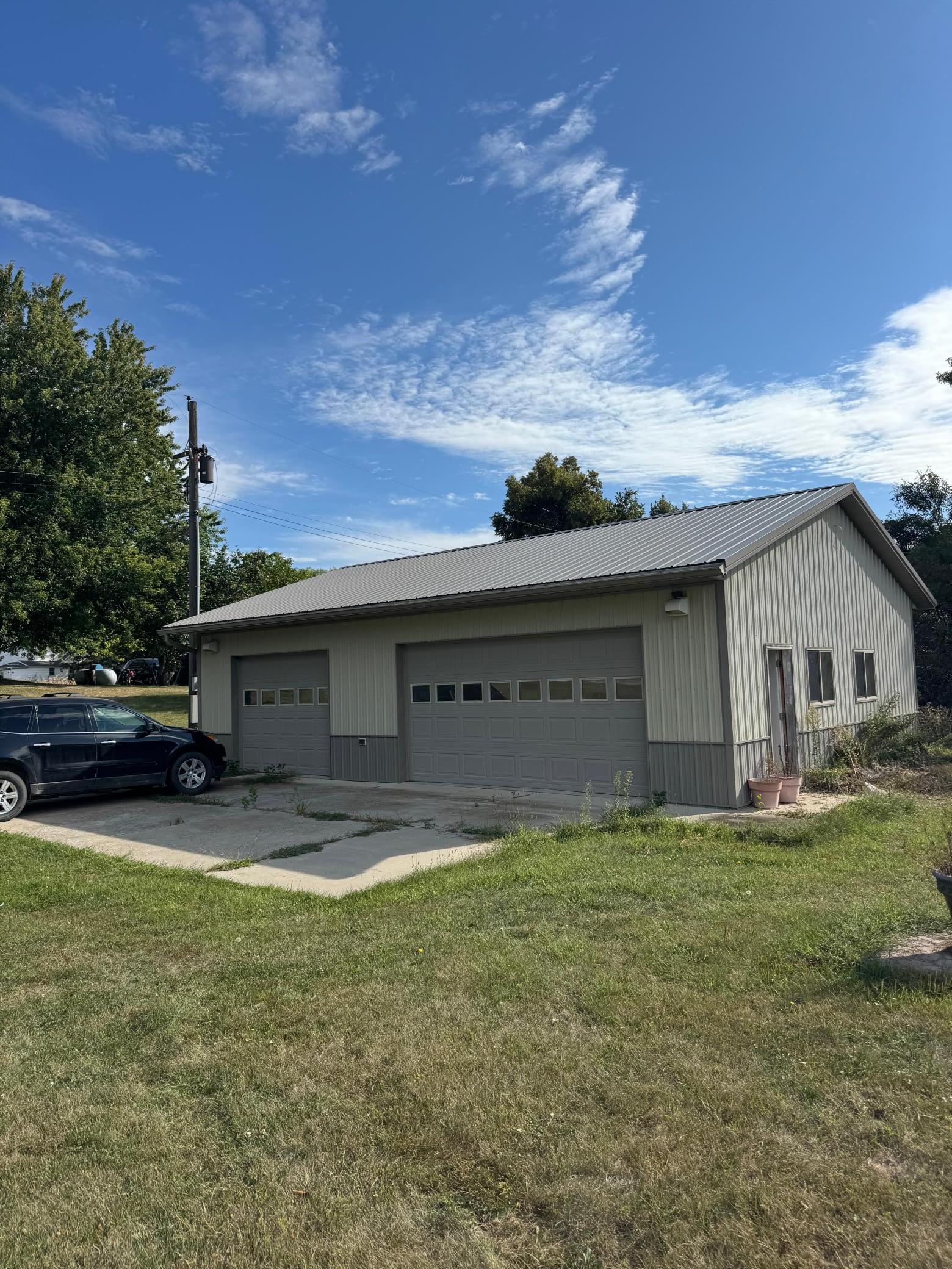 main property photo 0