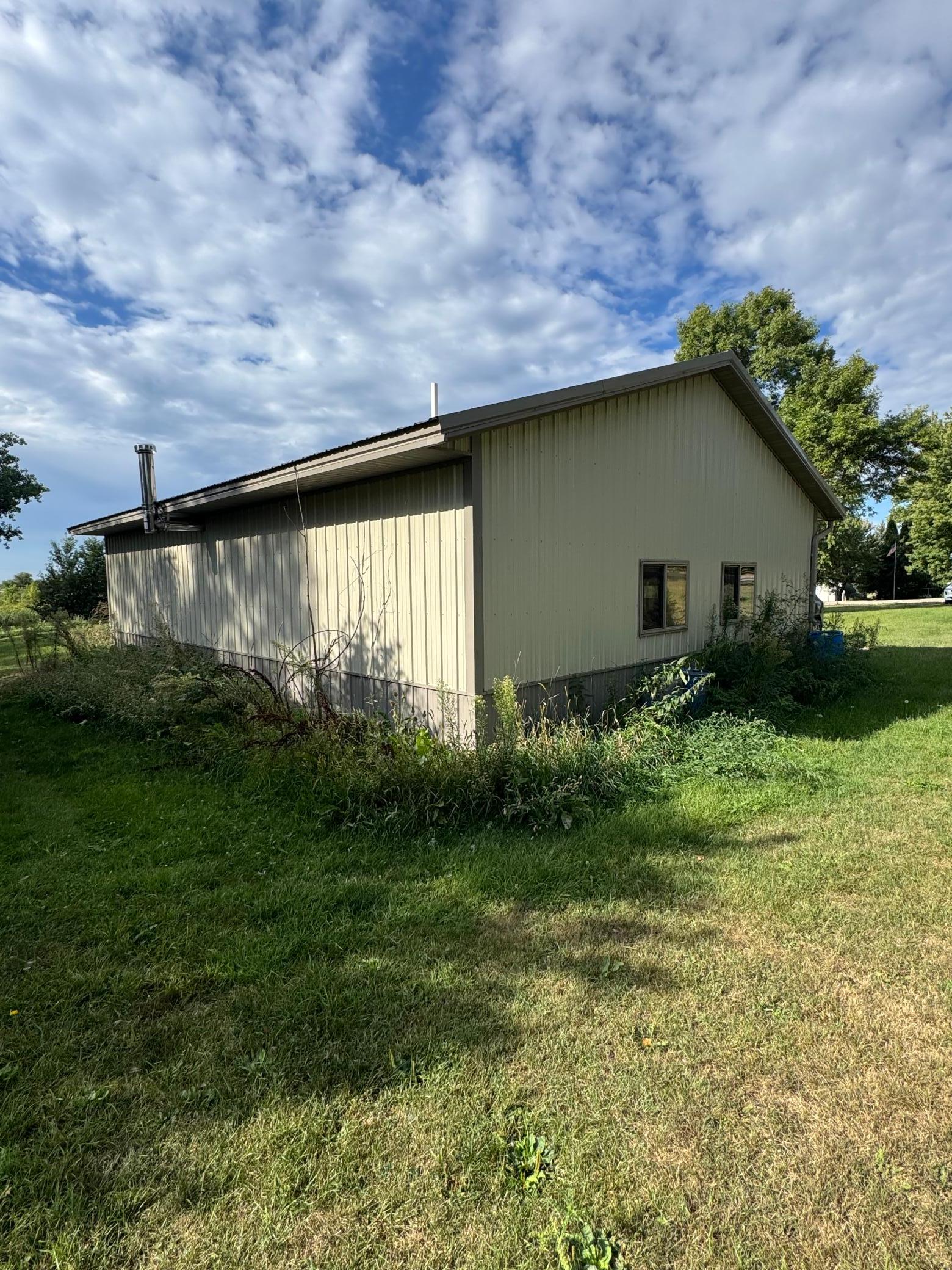 main property photo 10