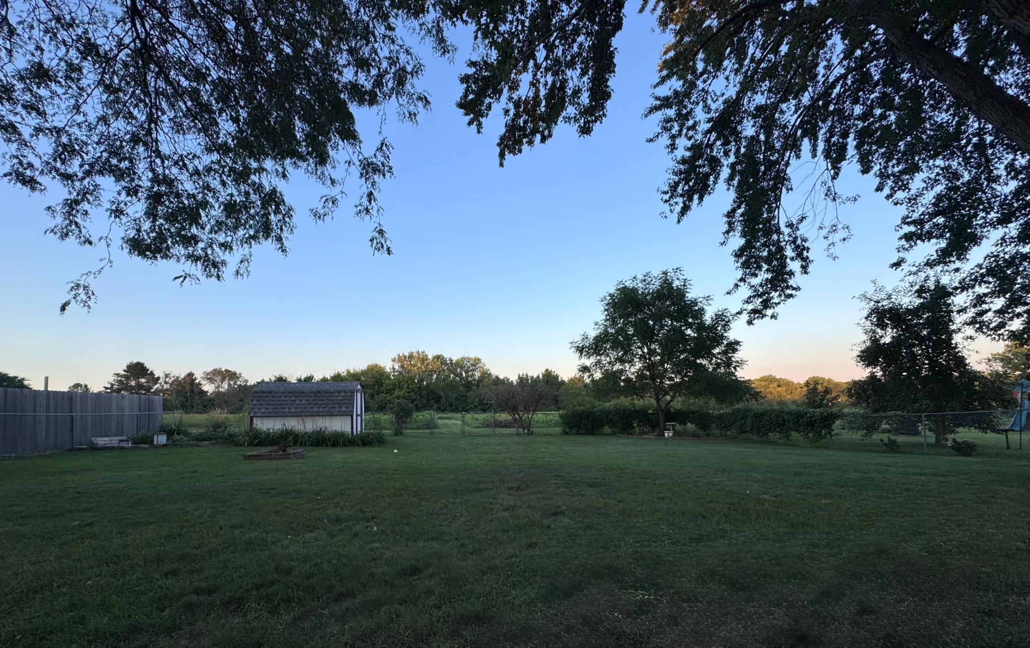 main property photo 24