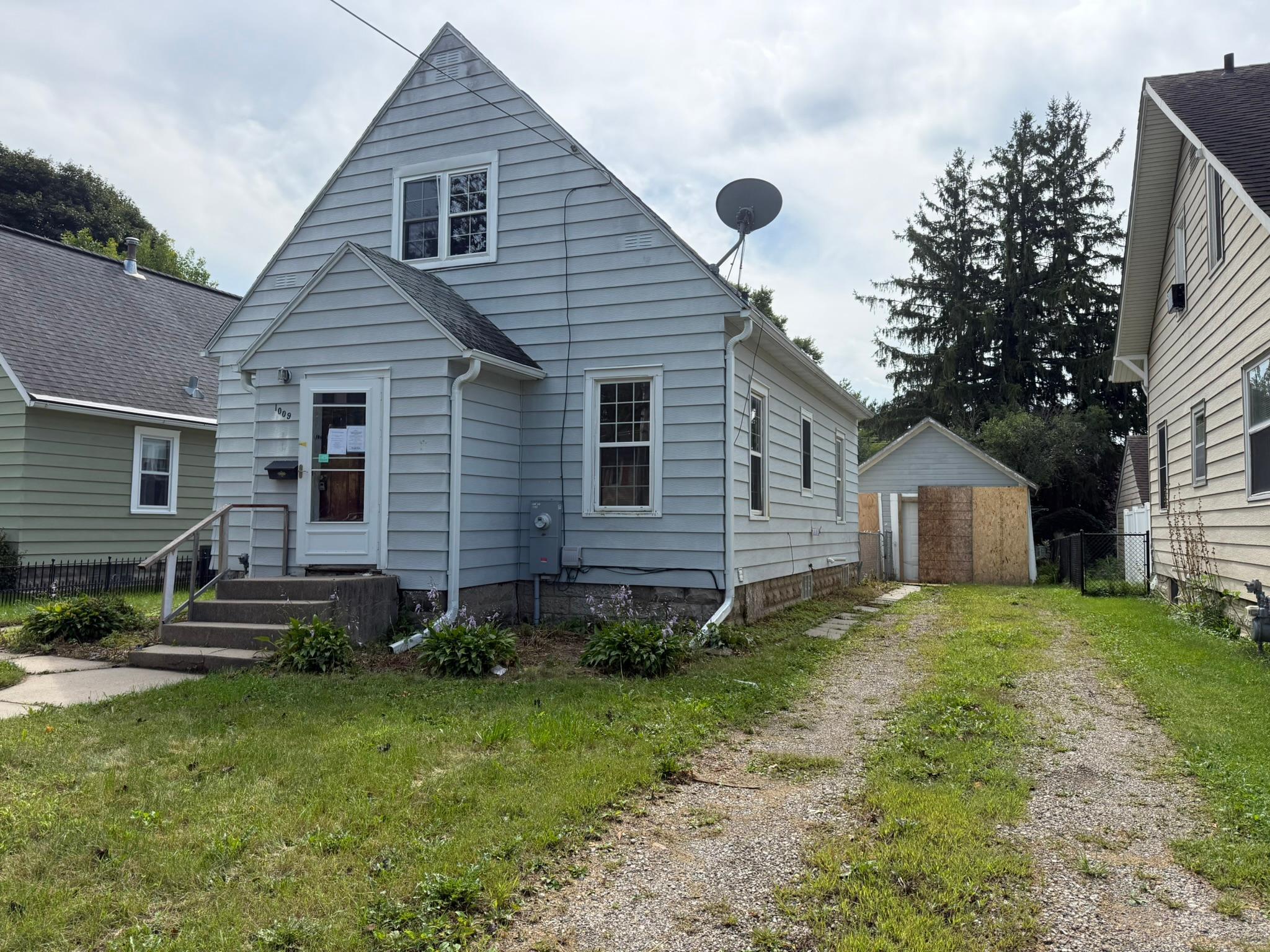main property photo 1