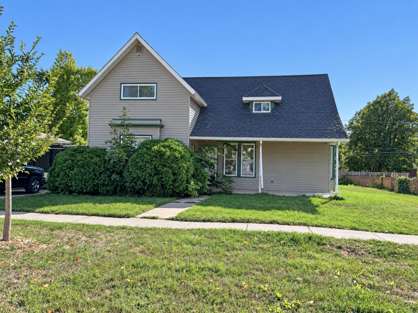 main property photo 0