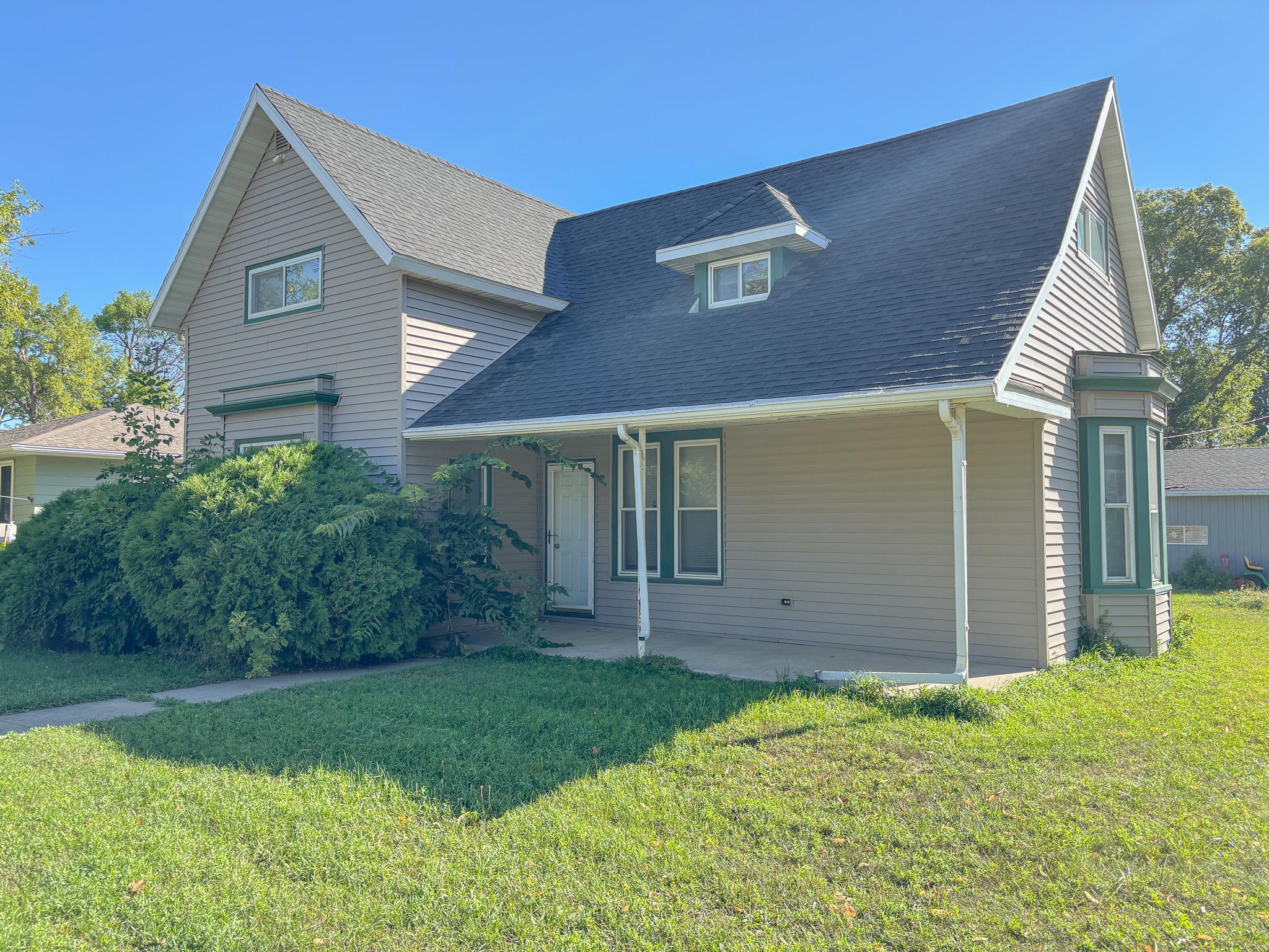 main property photo 34