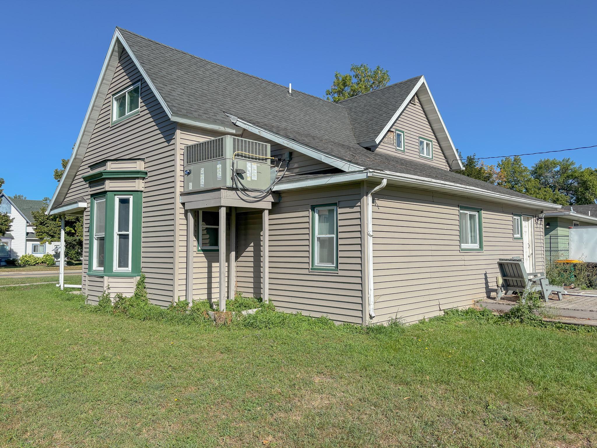 main property photo 35