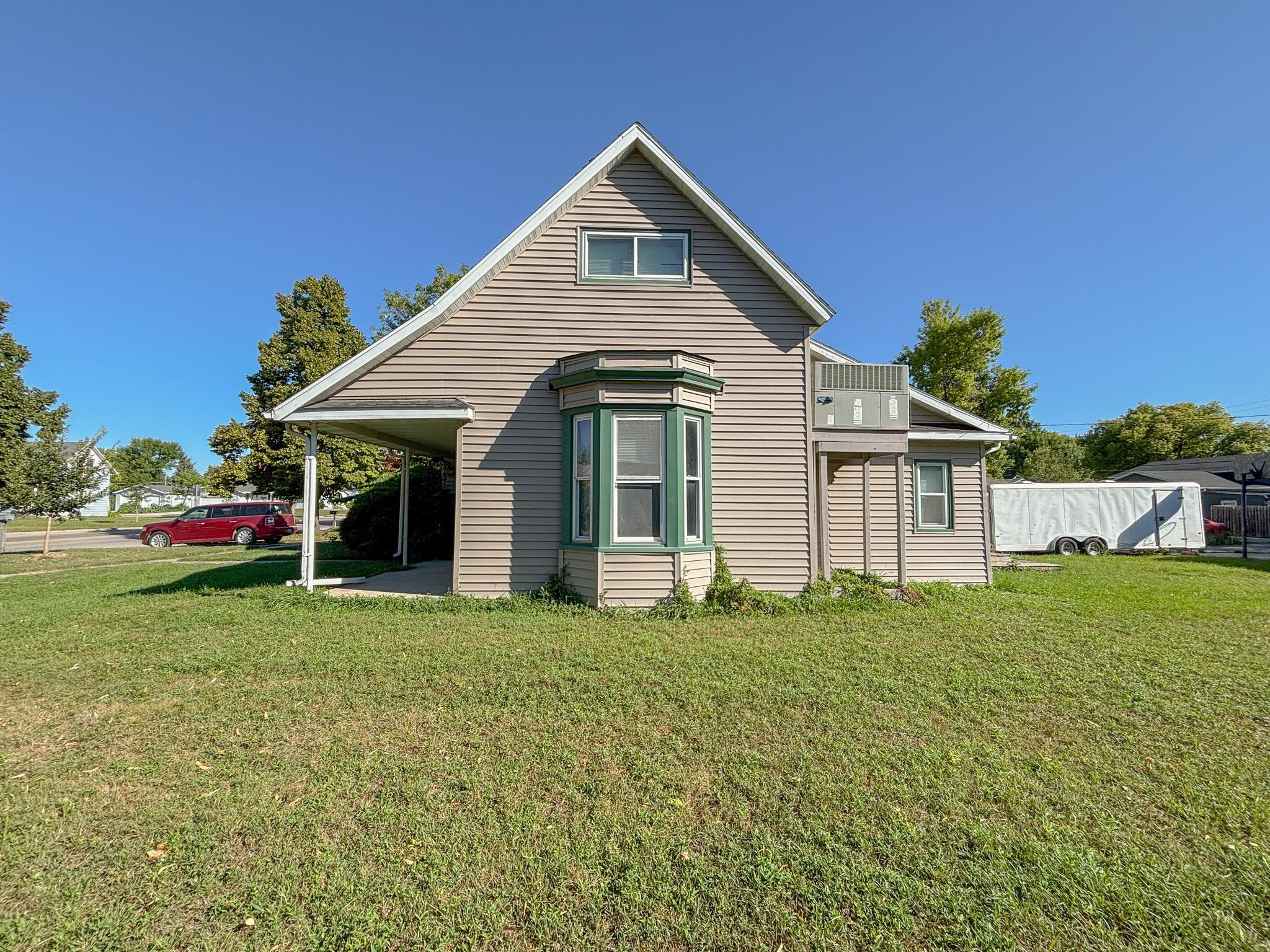 main property photo 36