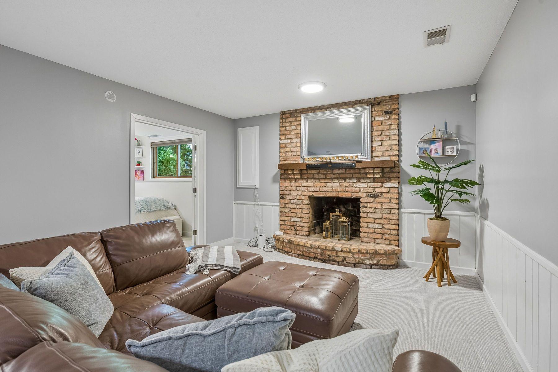 main property photo 59