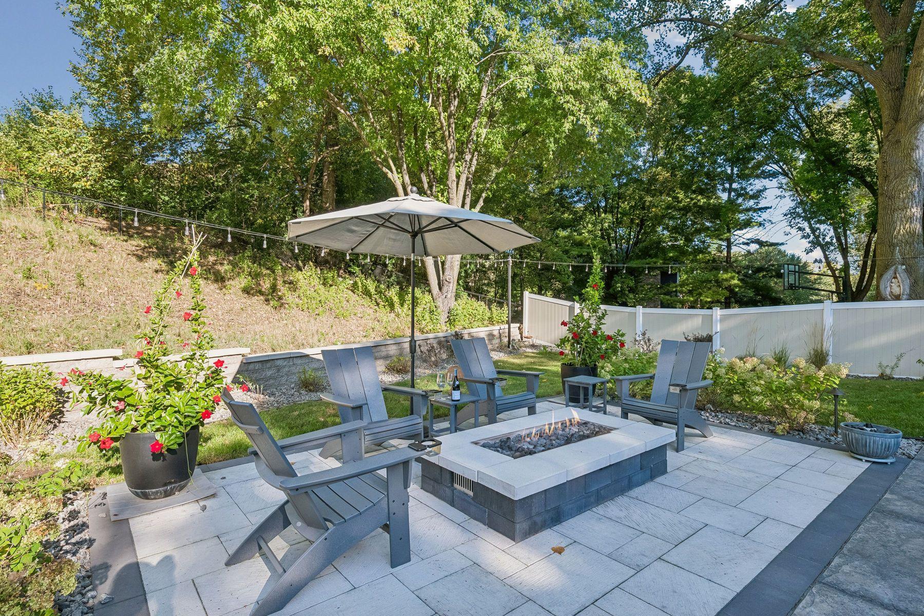 main property photo 70