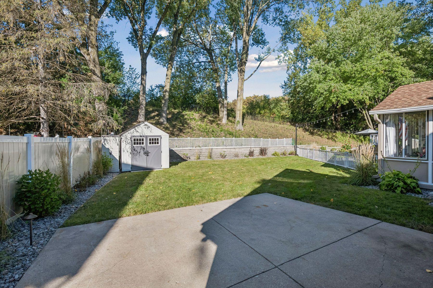 main property photo 81