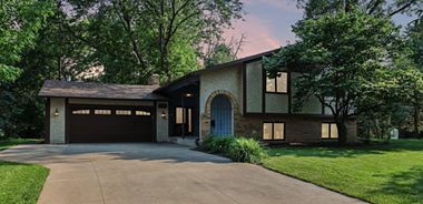 image of property with 4 Bed | 3 Bath | 2,164 Sqft
