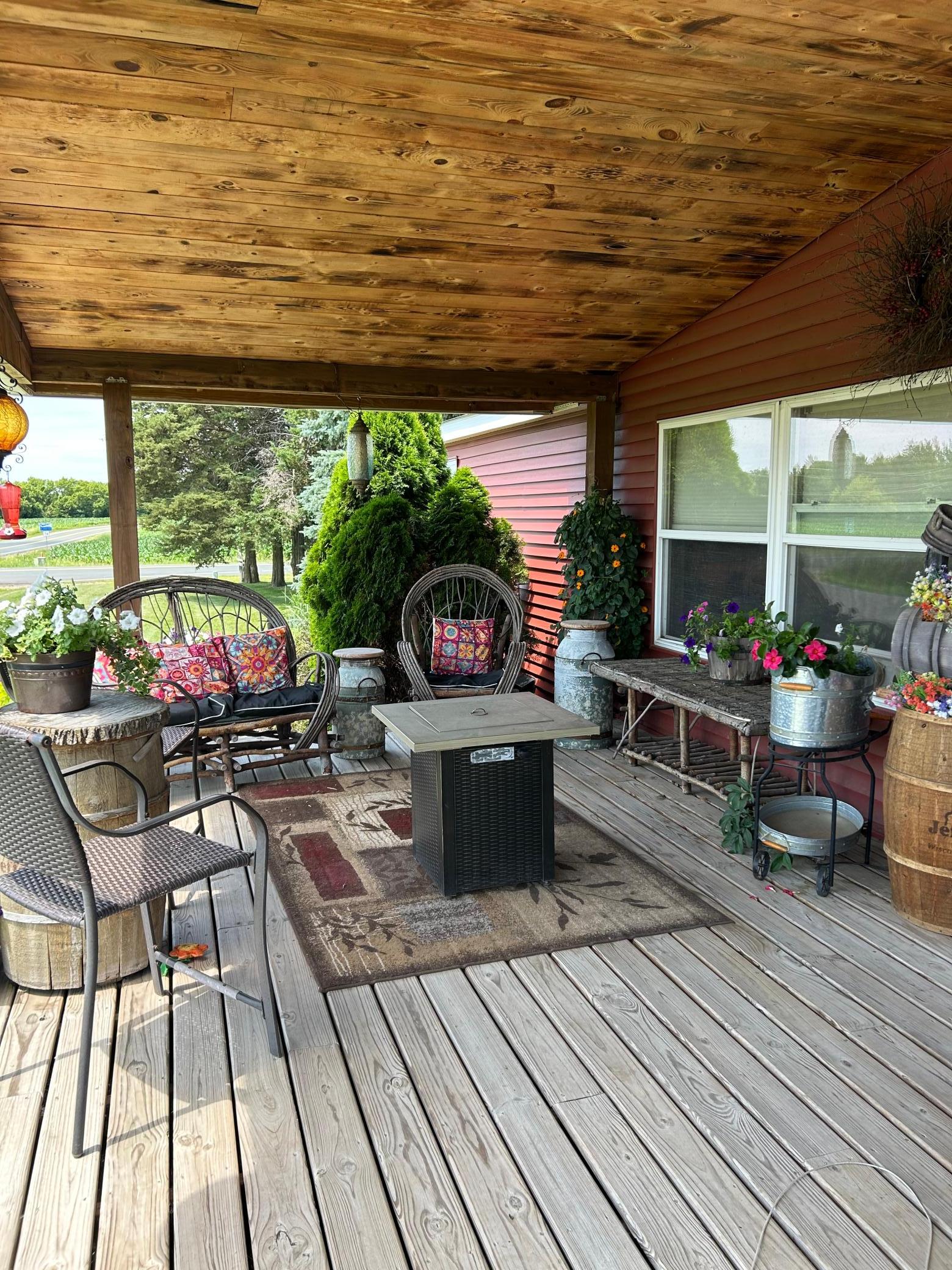 main property photo 33