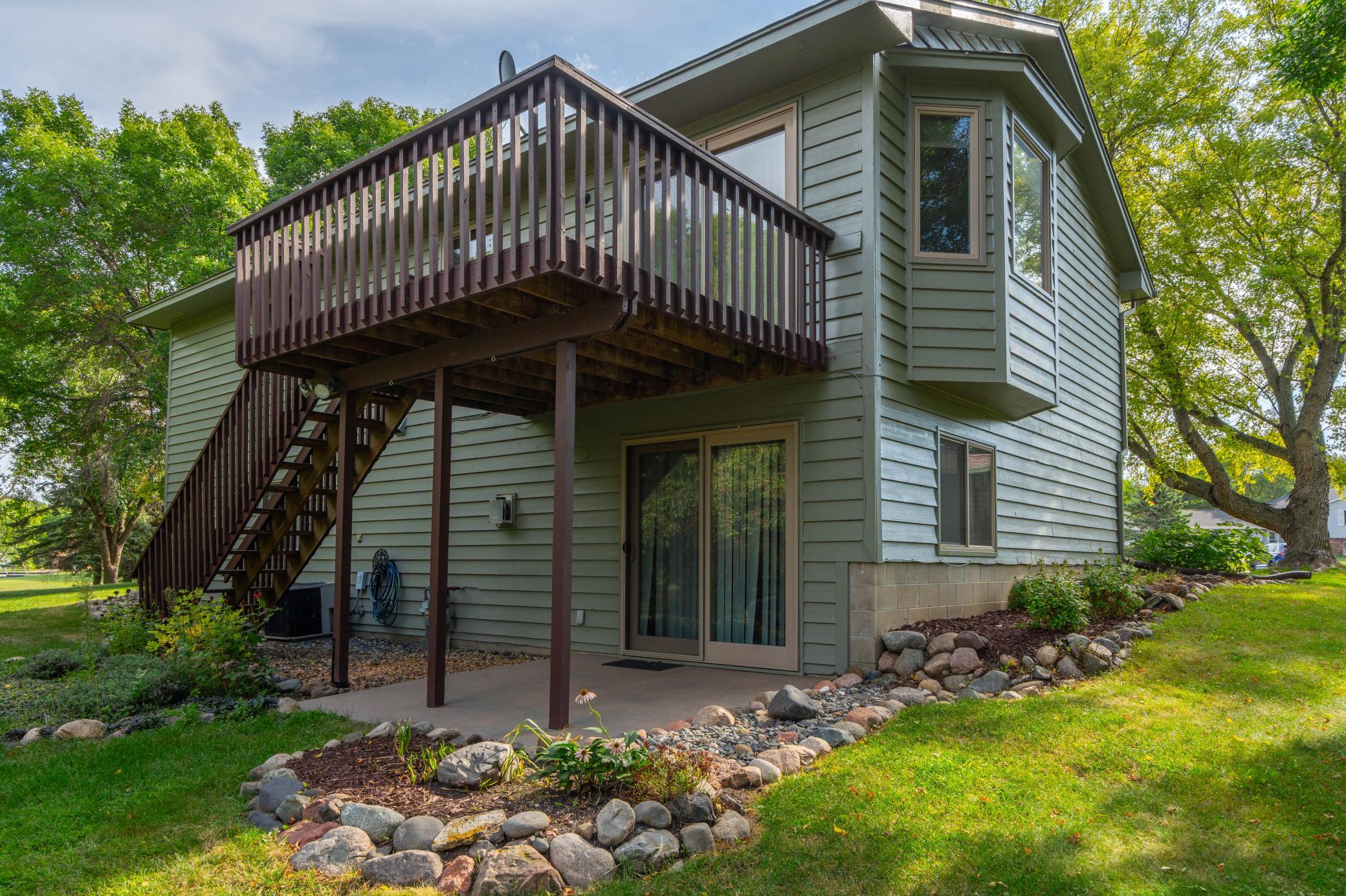 main property photo 23