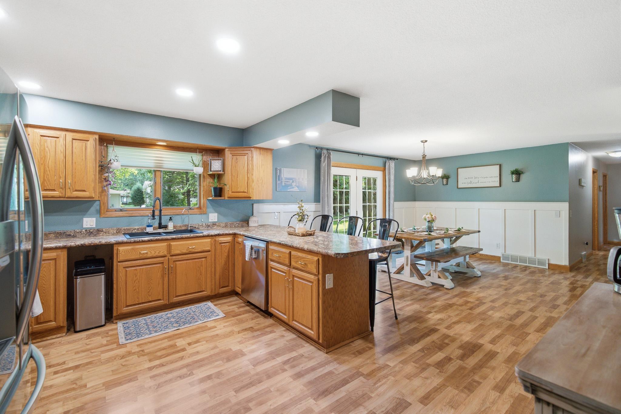 main property photo 18