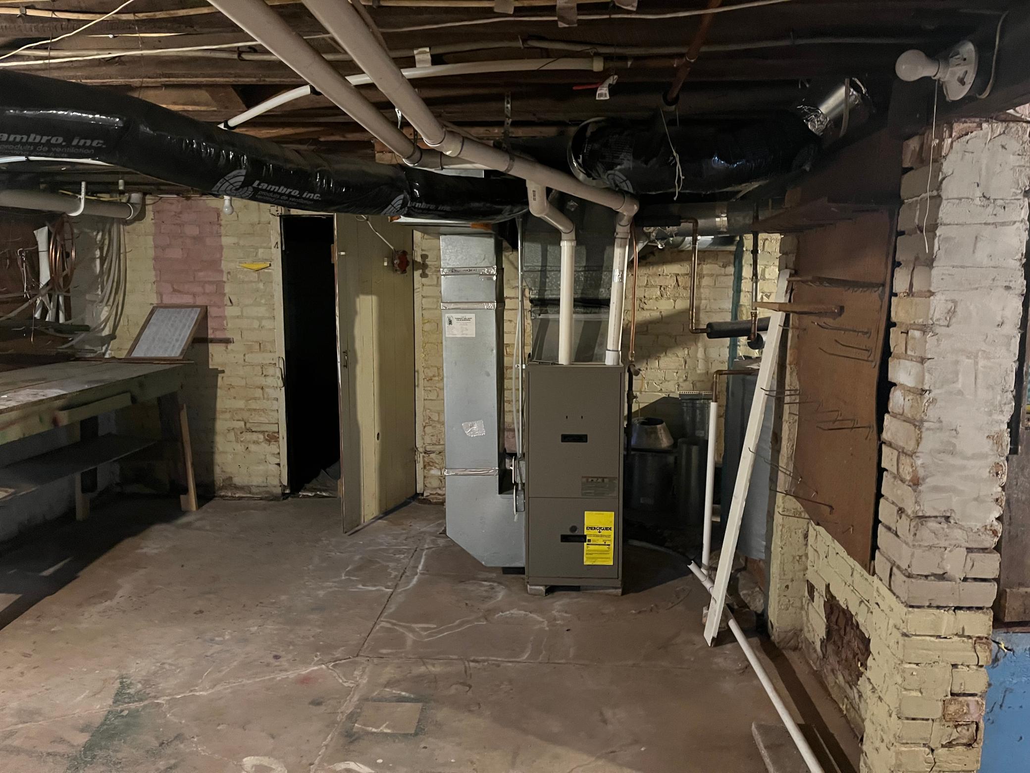 main property photo 36