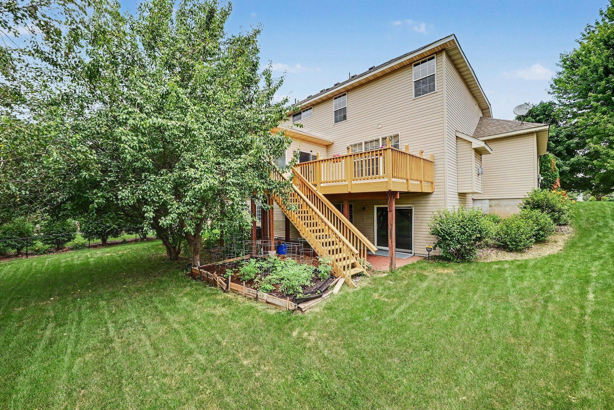 main property photo 26