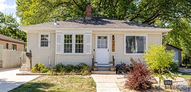 image of property with 3 Bed | 2 Bath | 1,256 Sqft