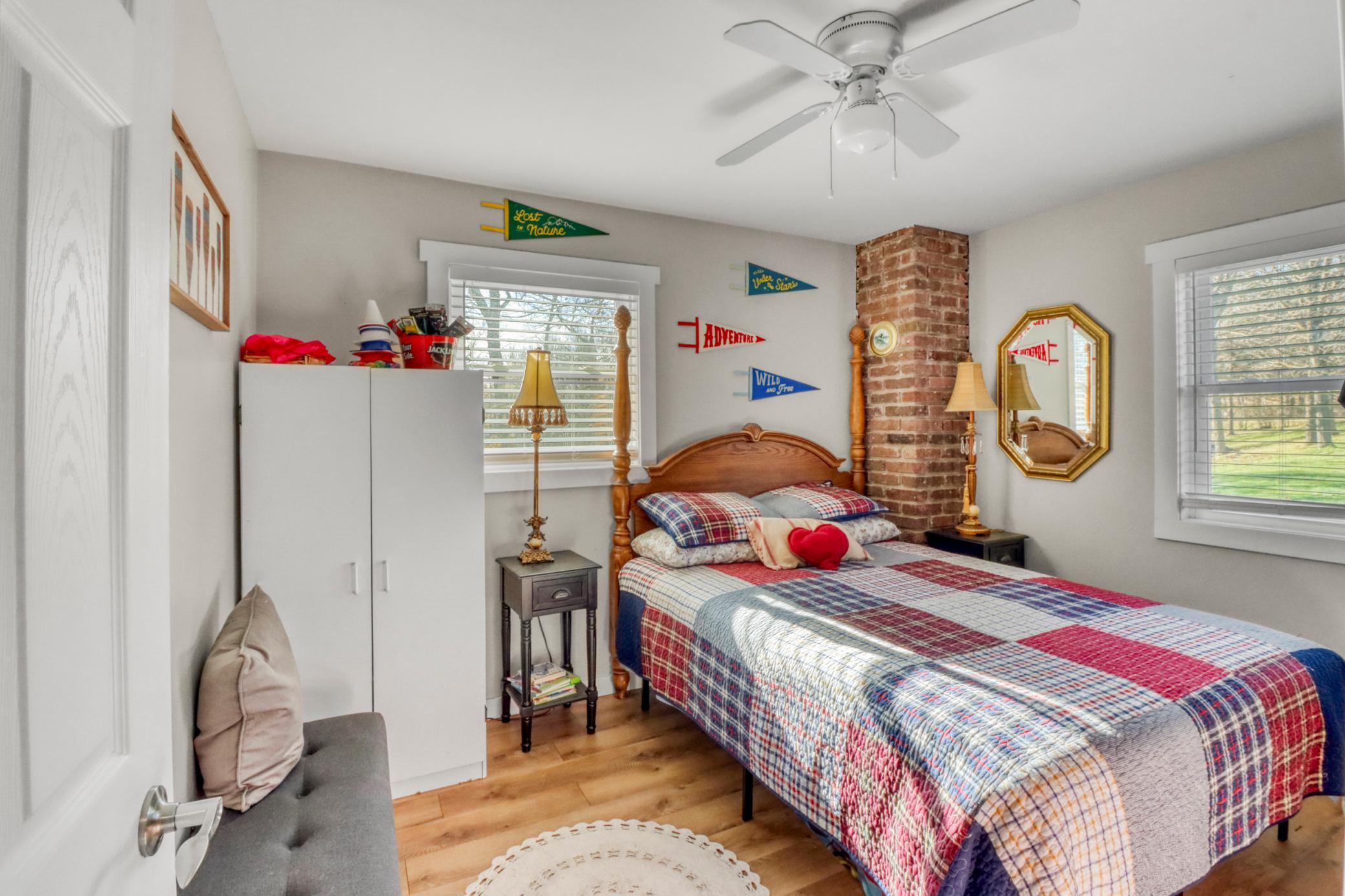 main property photo 33