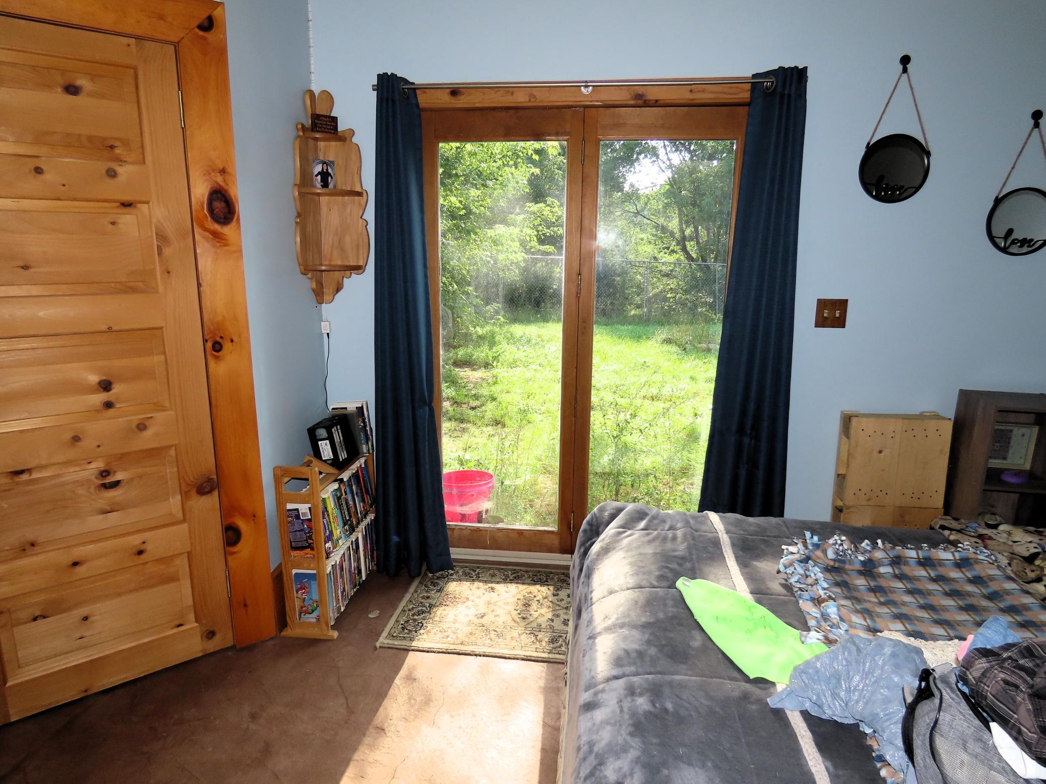 main property photo 26
