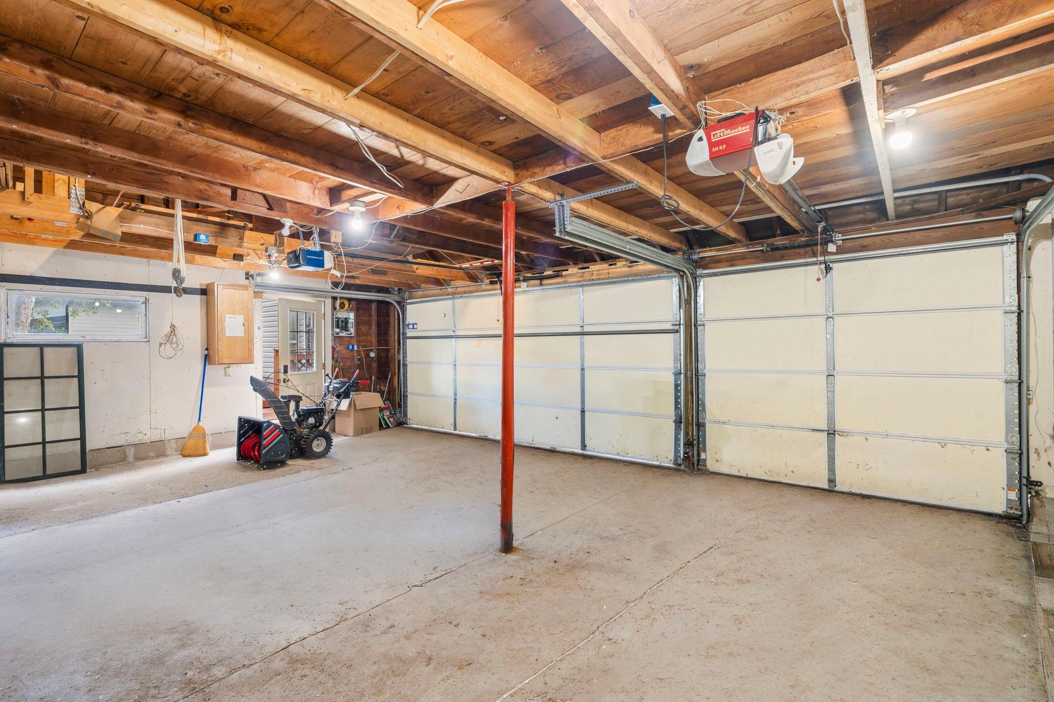 main property photo 59