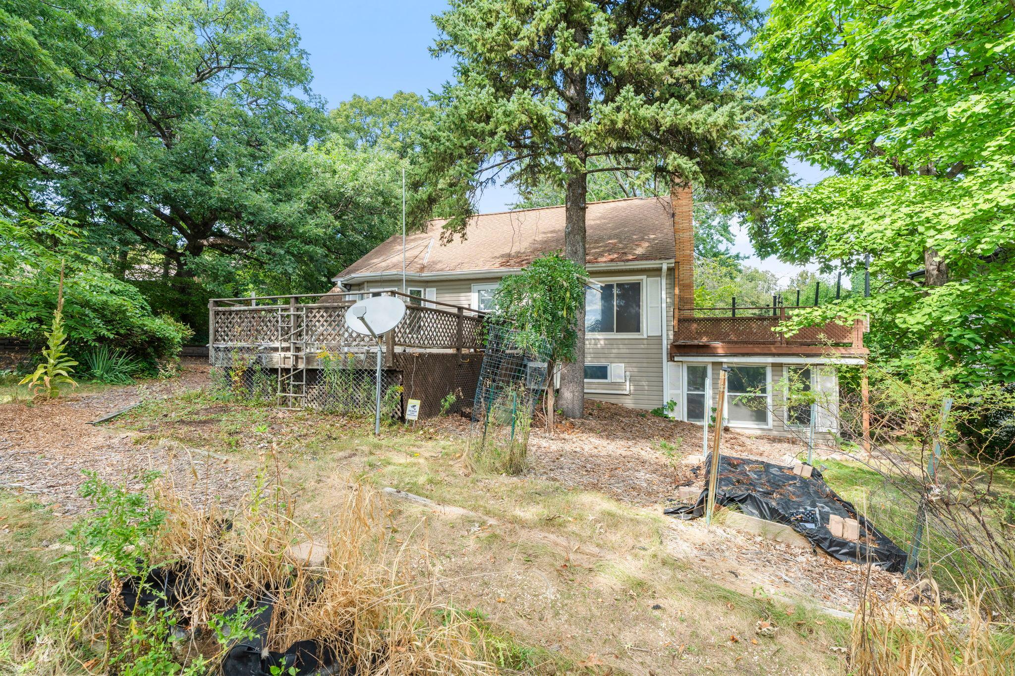 main property photo 77