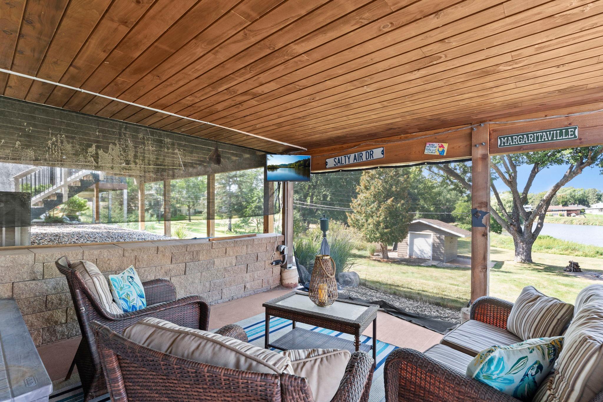 main property photo 54