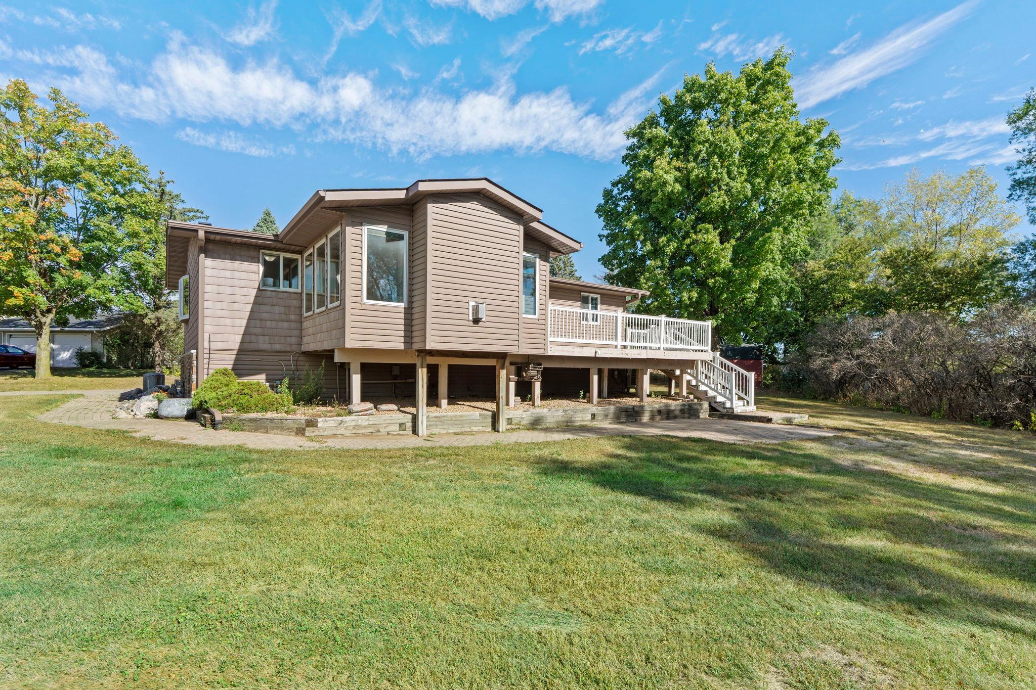 main property photo 18