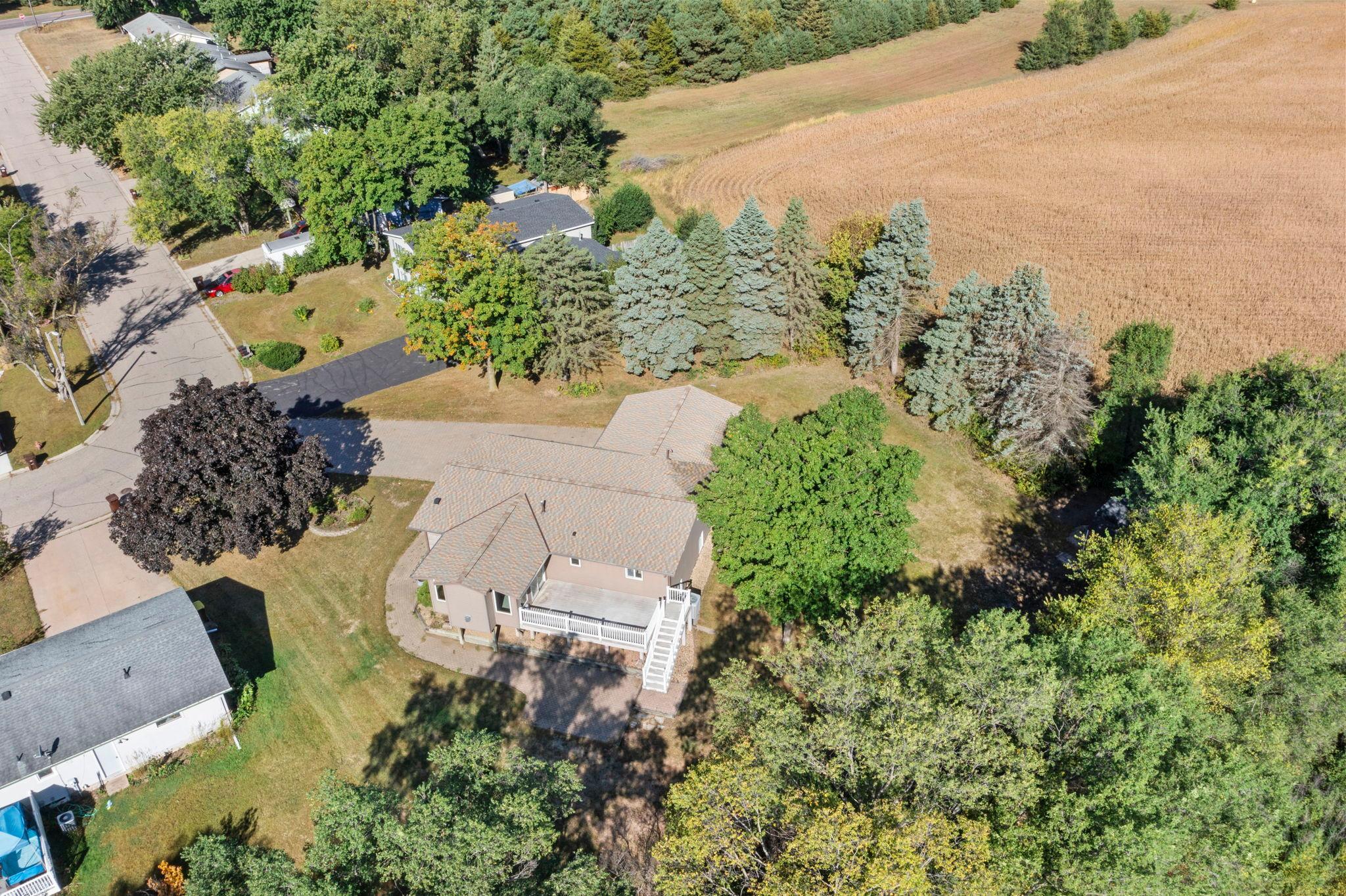 main property photo 20