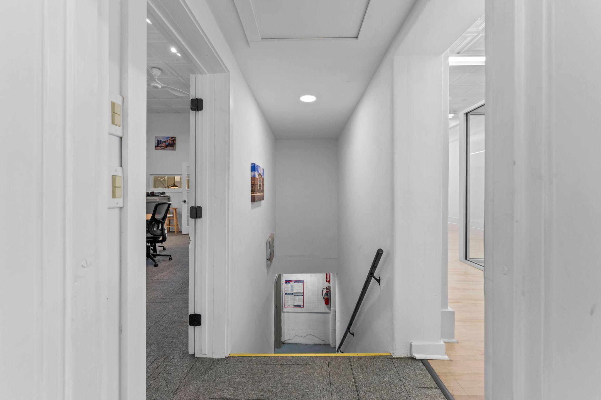 main property photo 29