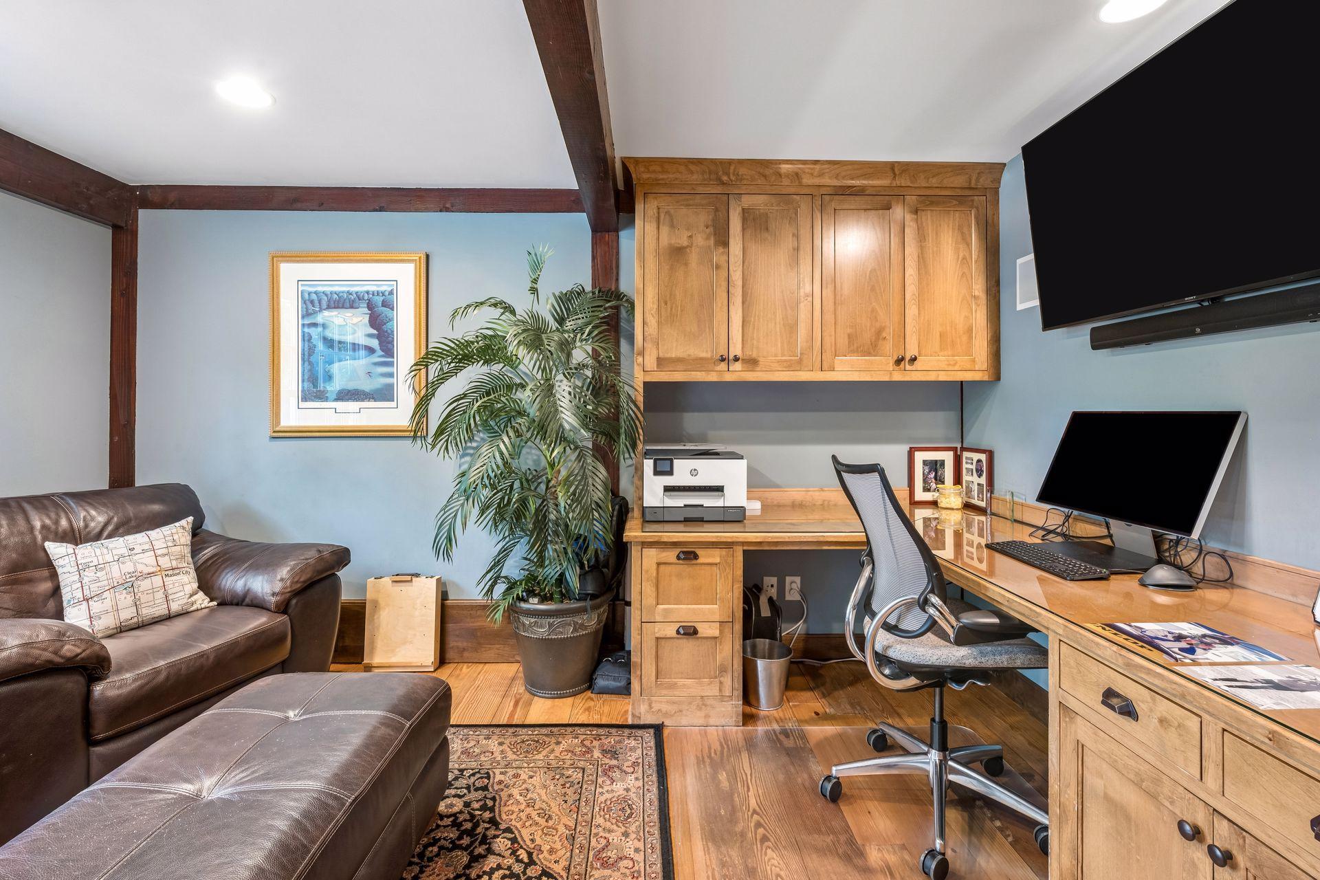 main property photo 45