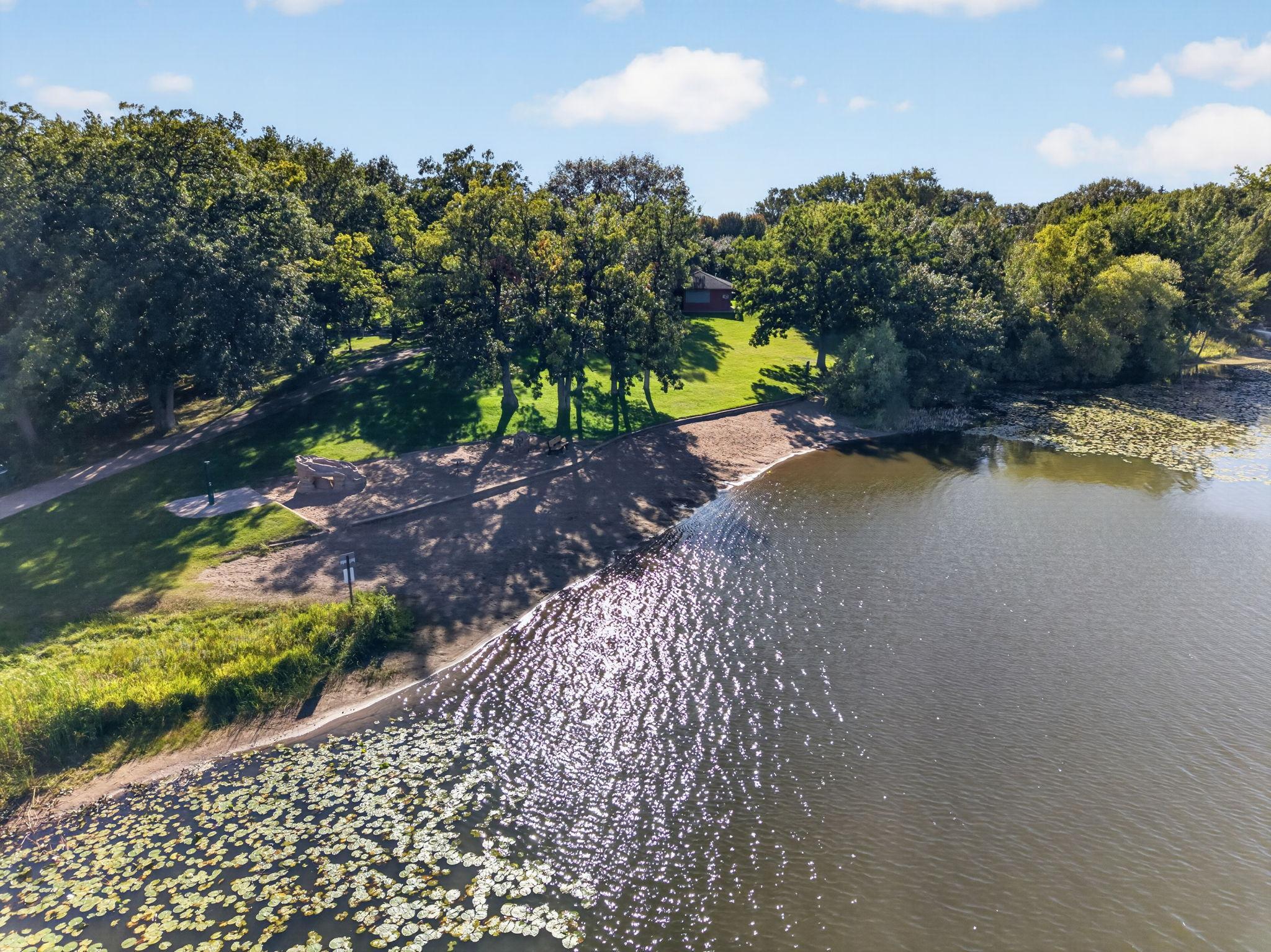 main property photo 29