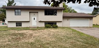image of property with 4 Bed | 2 Bath | 1,824 Sqft