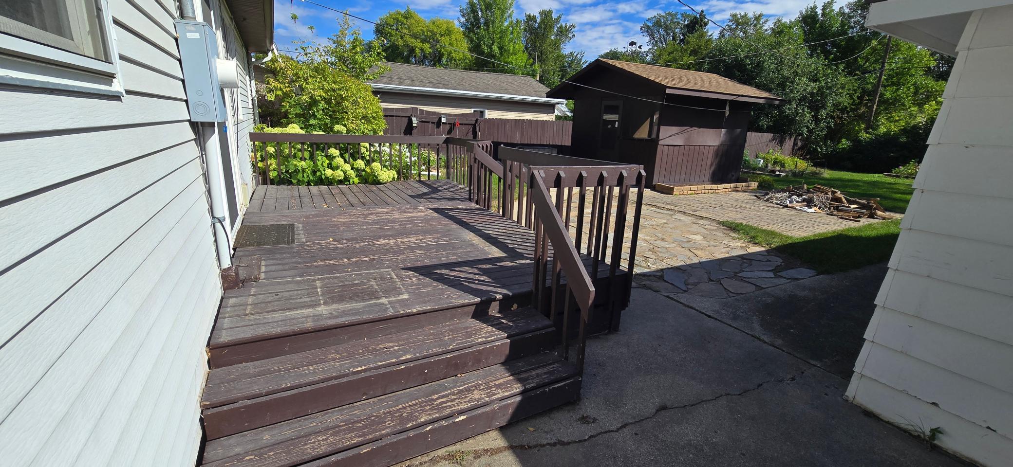 main property photo 11
