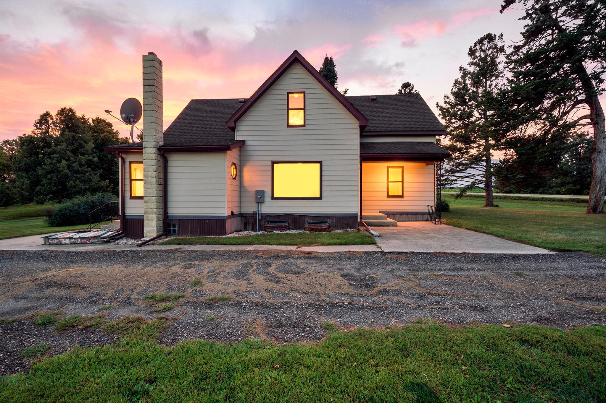main property photo 0
