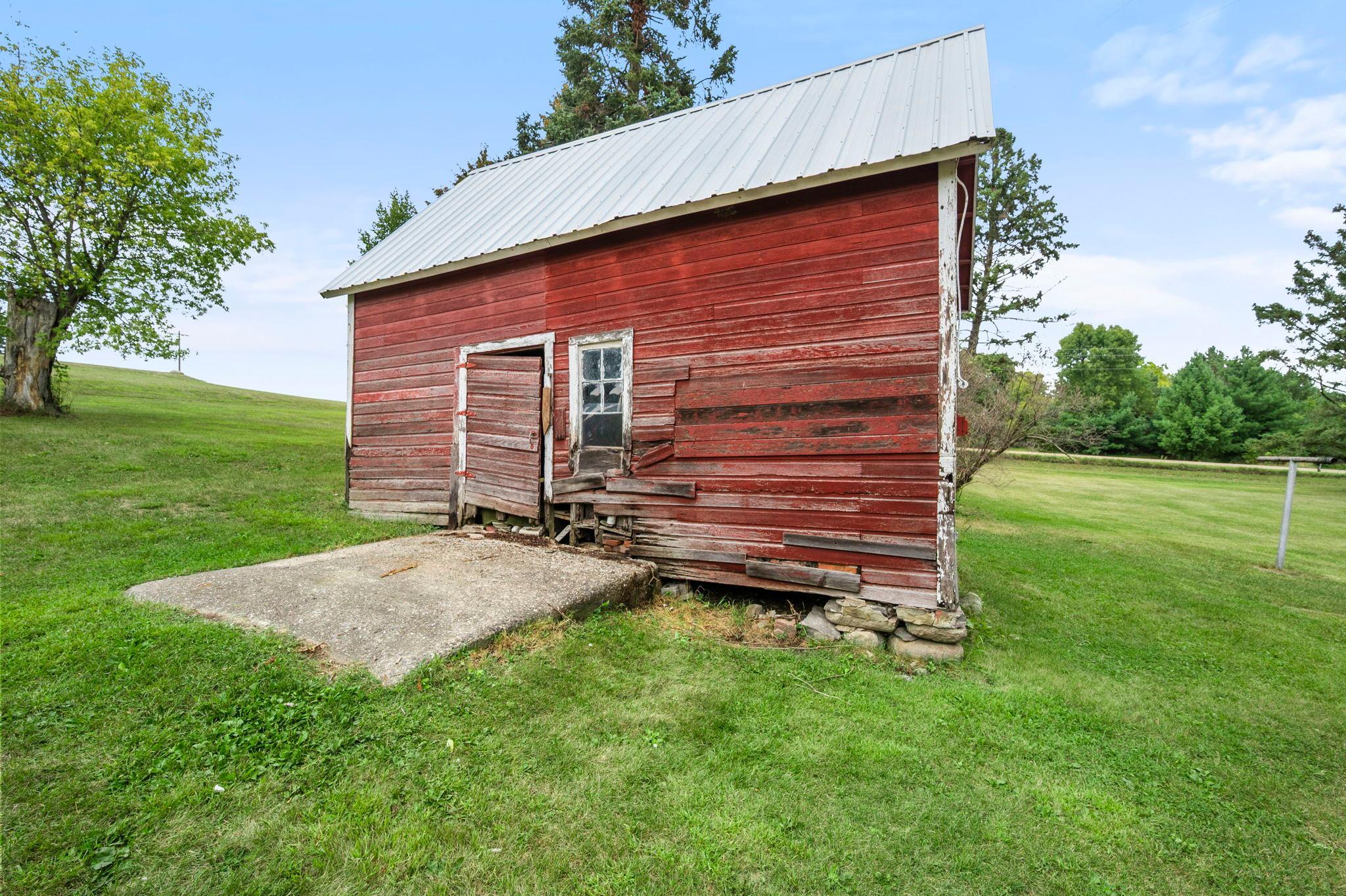 main property photo 44