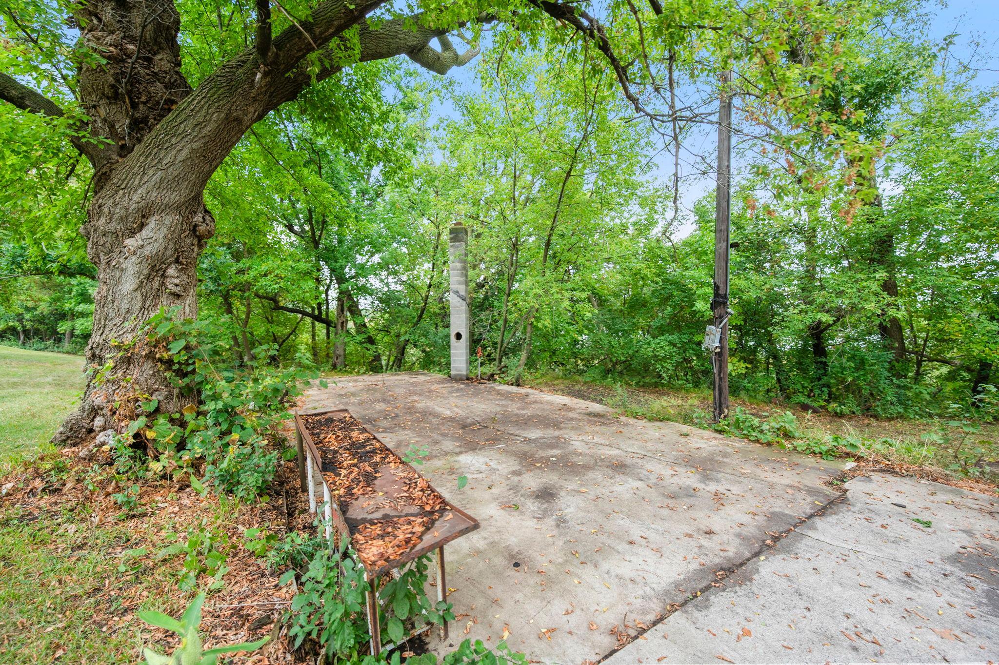 main property photo 50