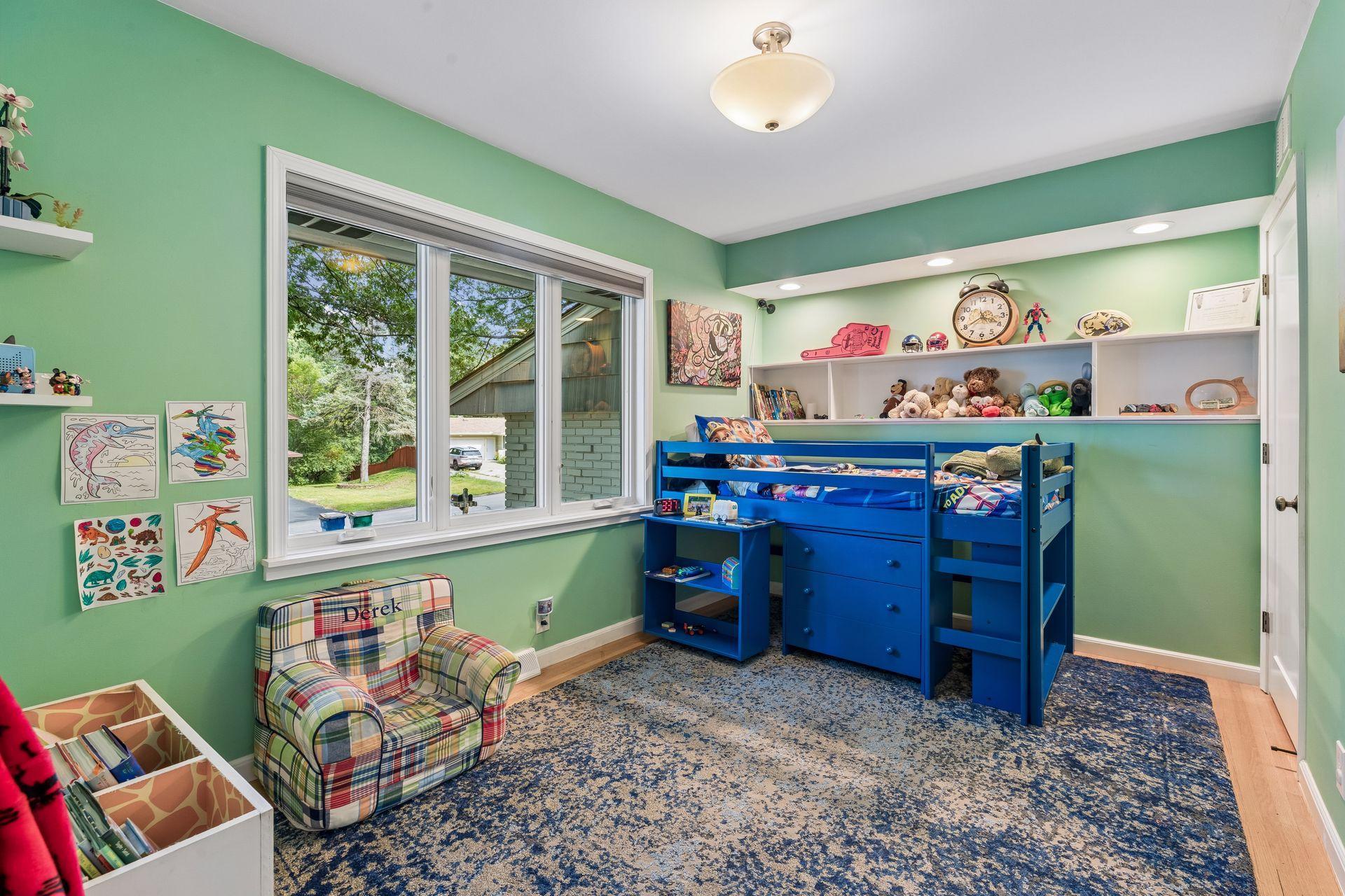 main property photo 17