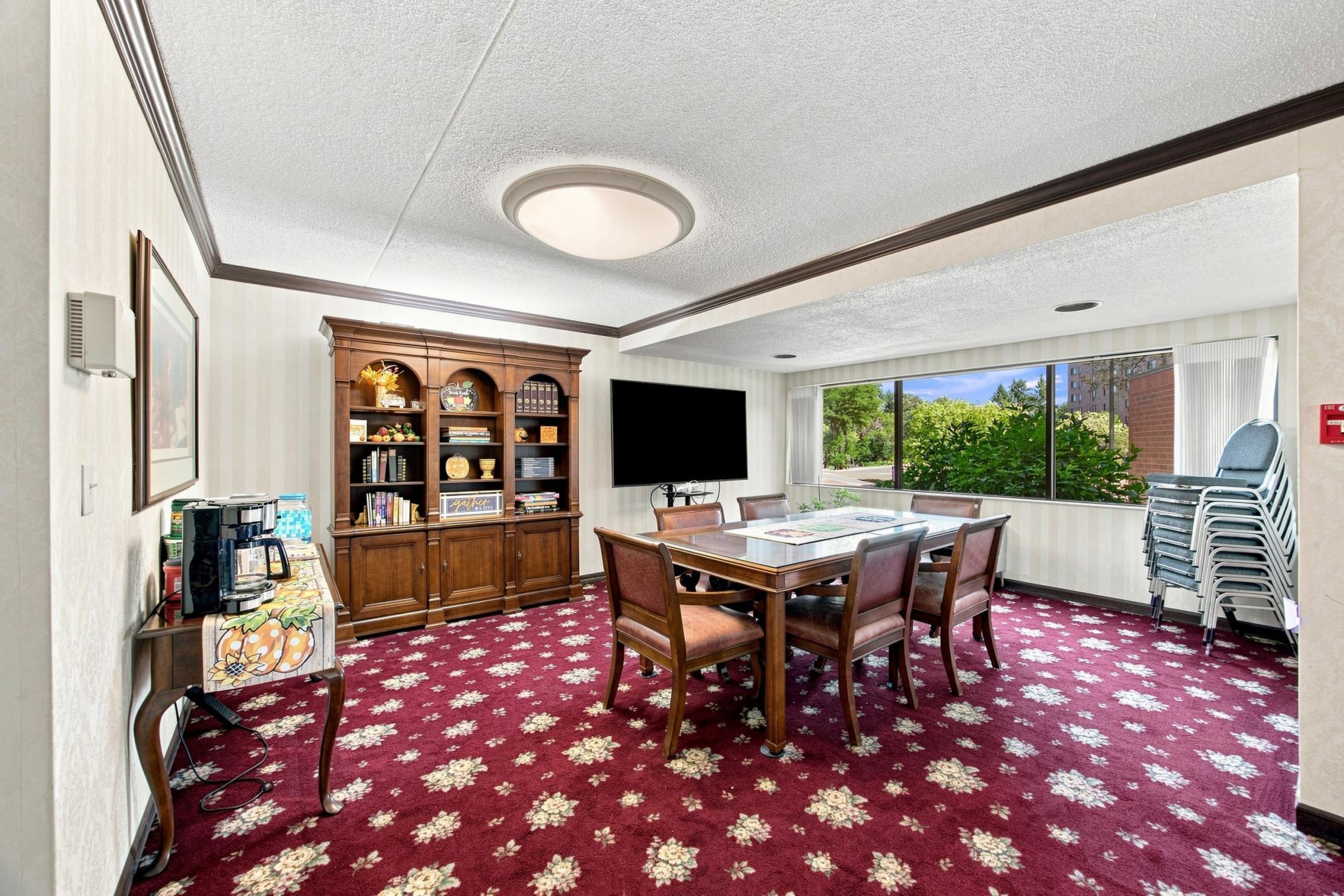 main property photo 26