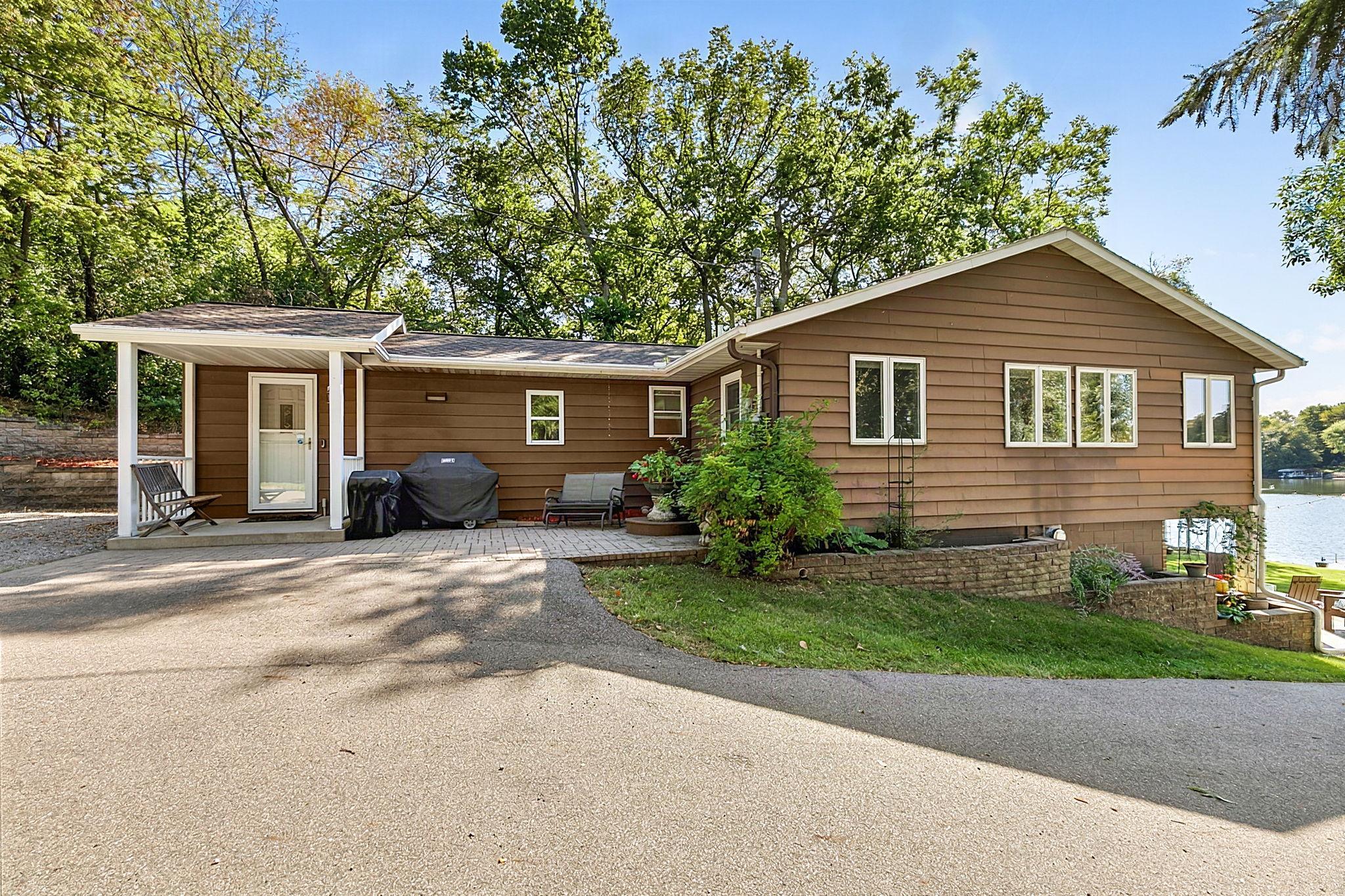 main property photo 39