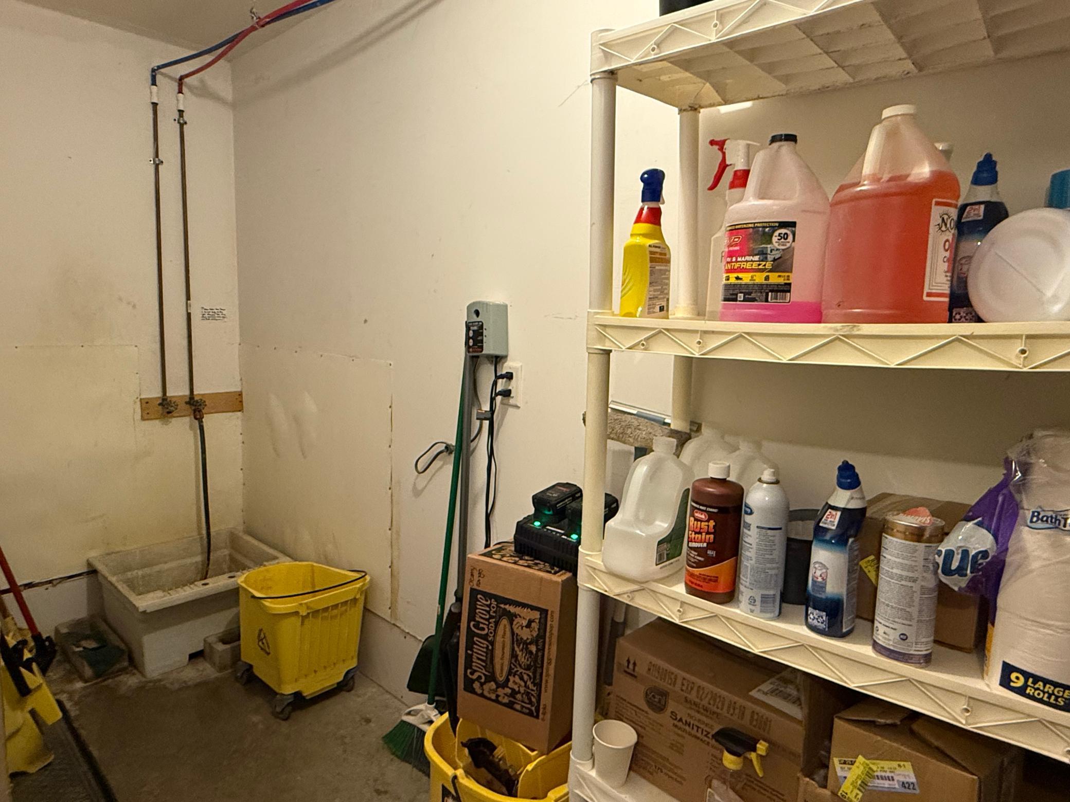 main property photo 50