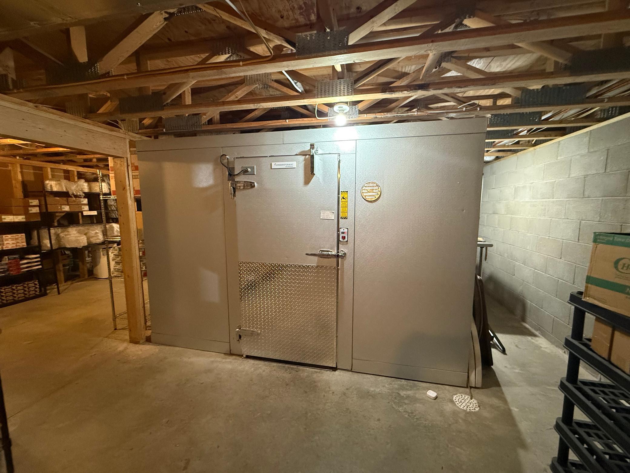 main property photo 76