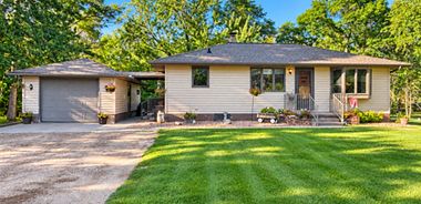 image of property with 2 Bed | 1 Bath | 1,092 Sqft