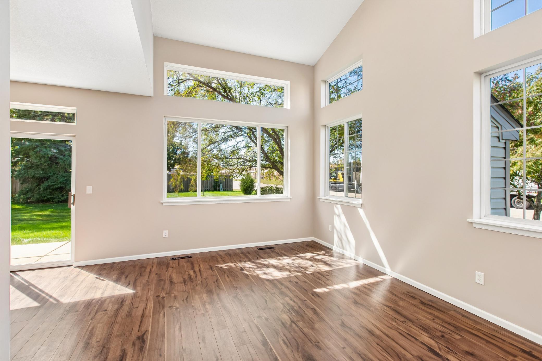 property viewer photo 24