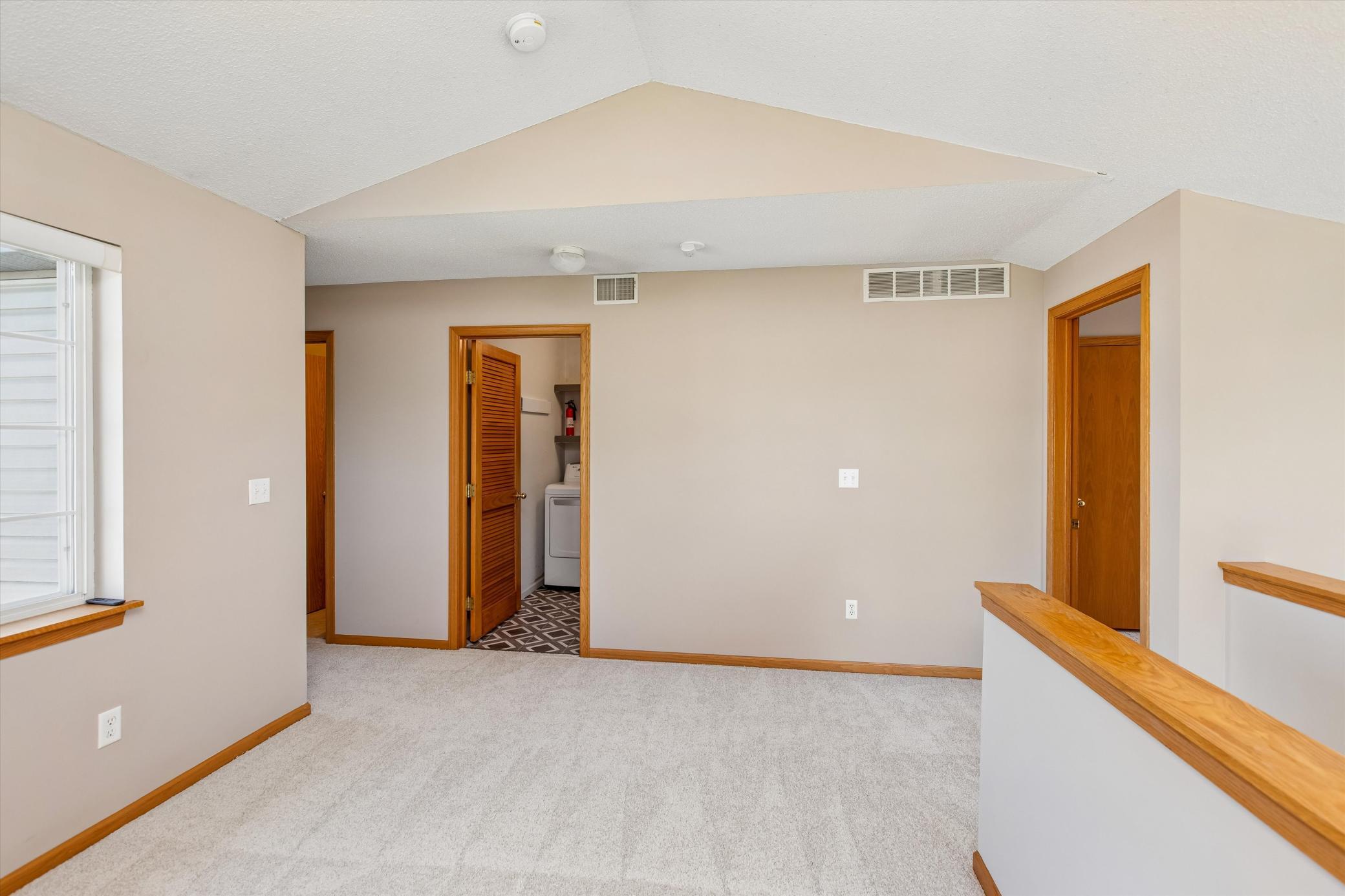 property viewer photo 28