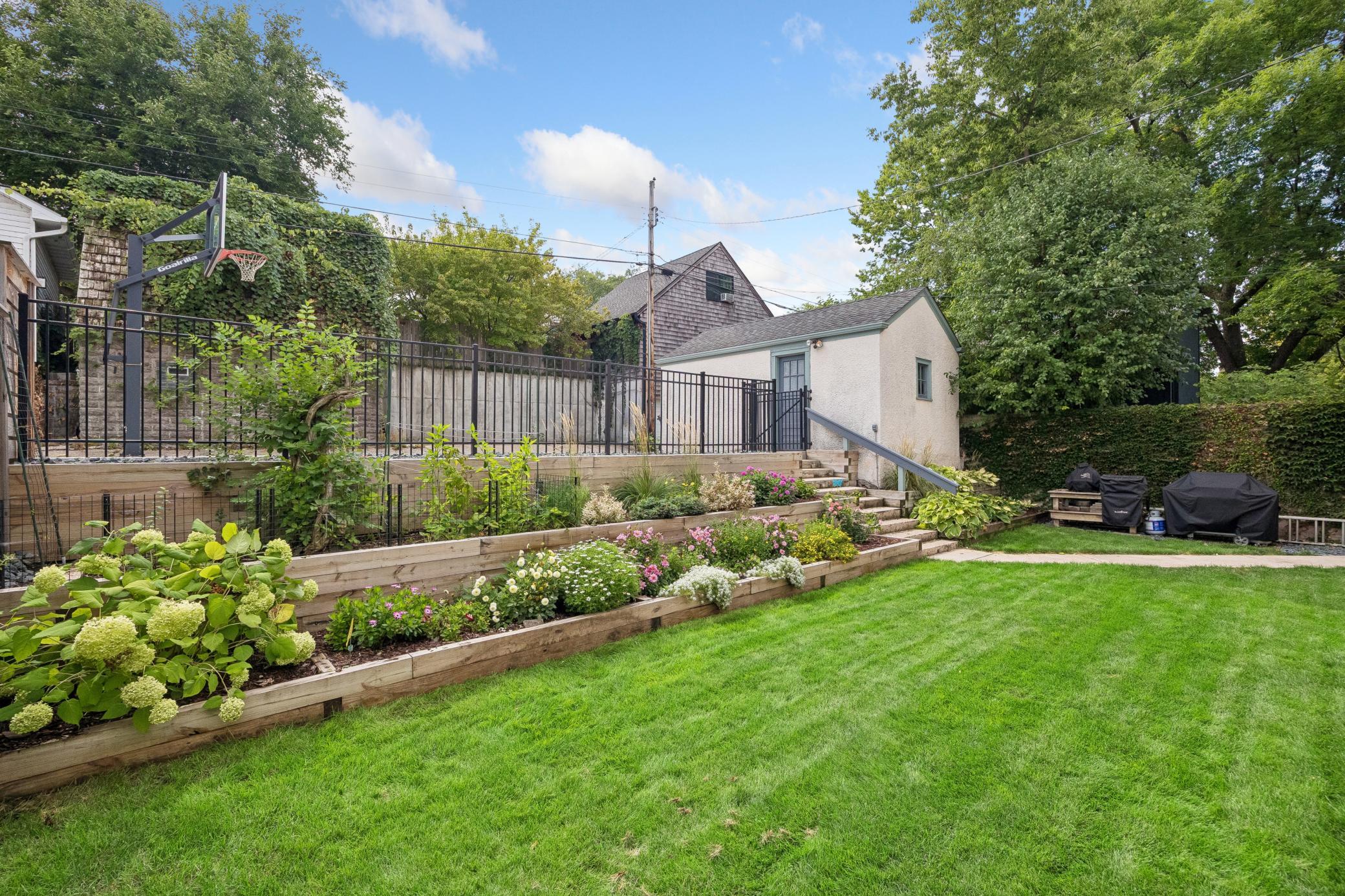 main property photo 66