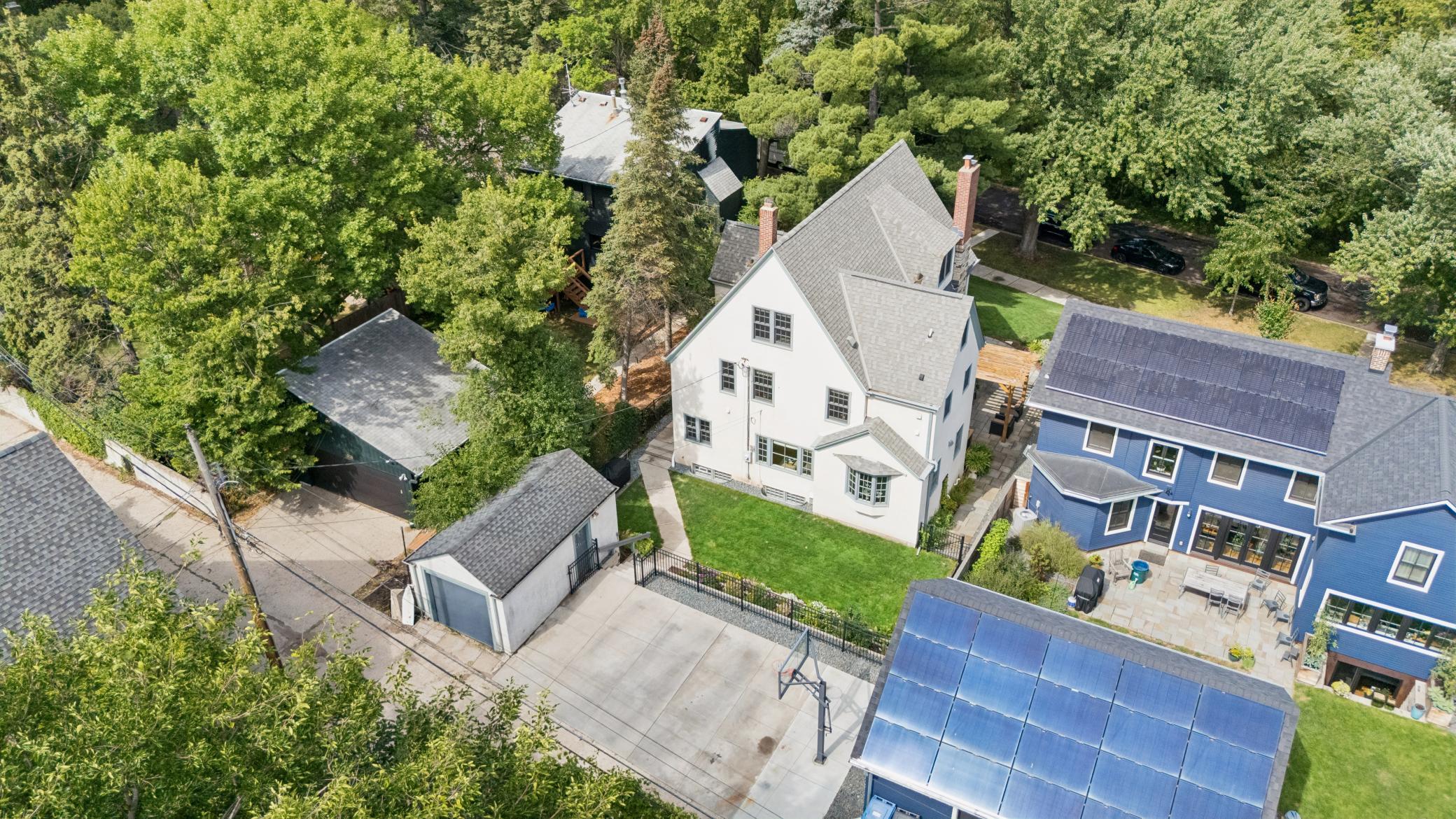main property photo 70