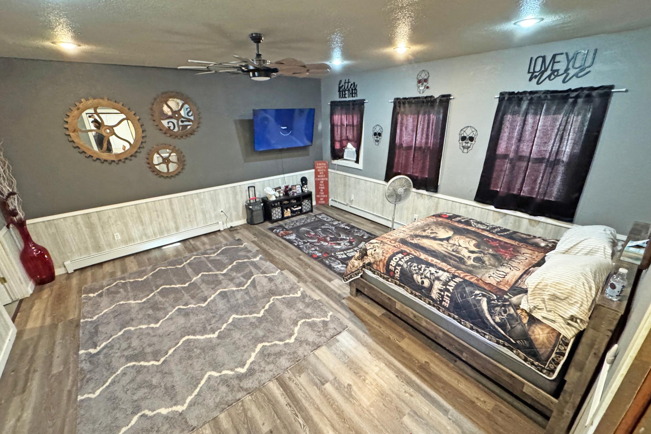 main property photo 44